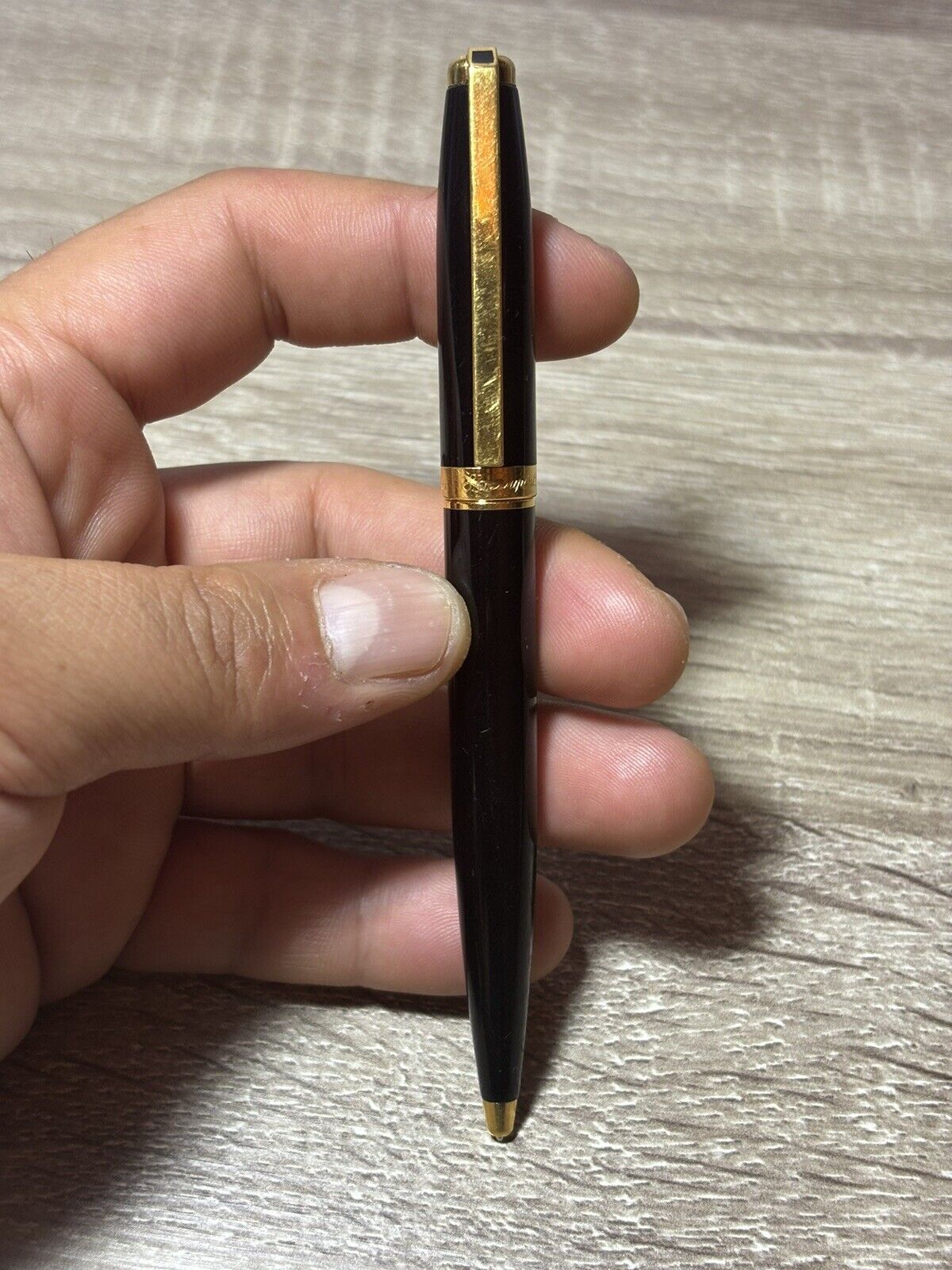 S.T Dupont Paris Black Laque de Chine/Gold Plated Ballpoint Pen Made In France
