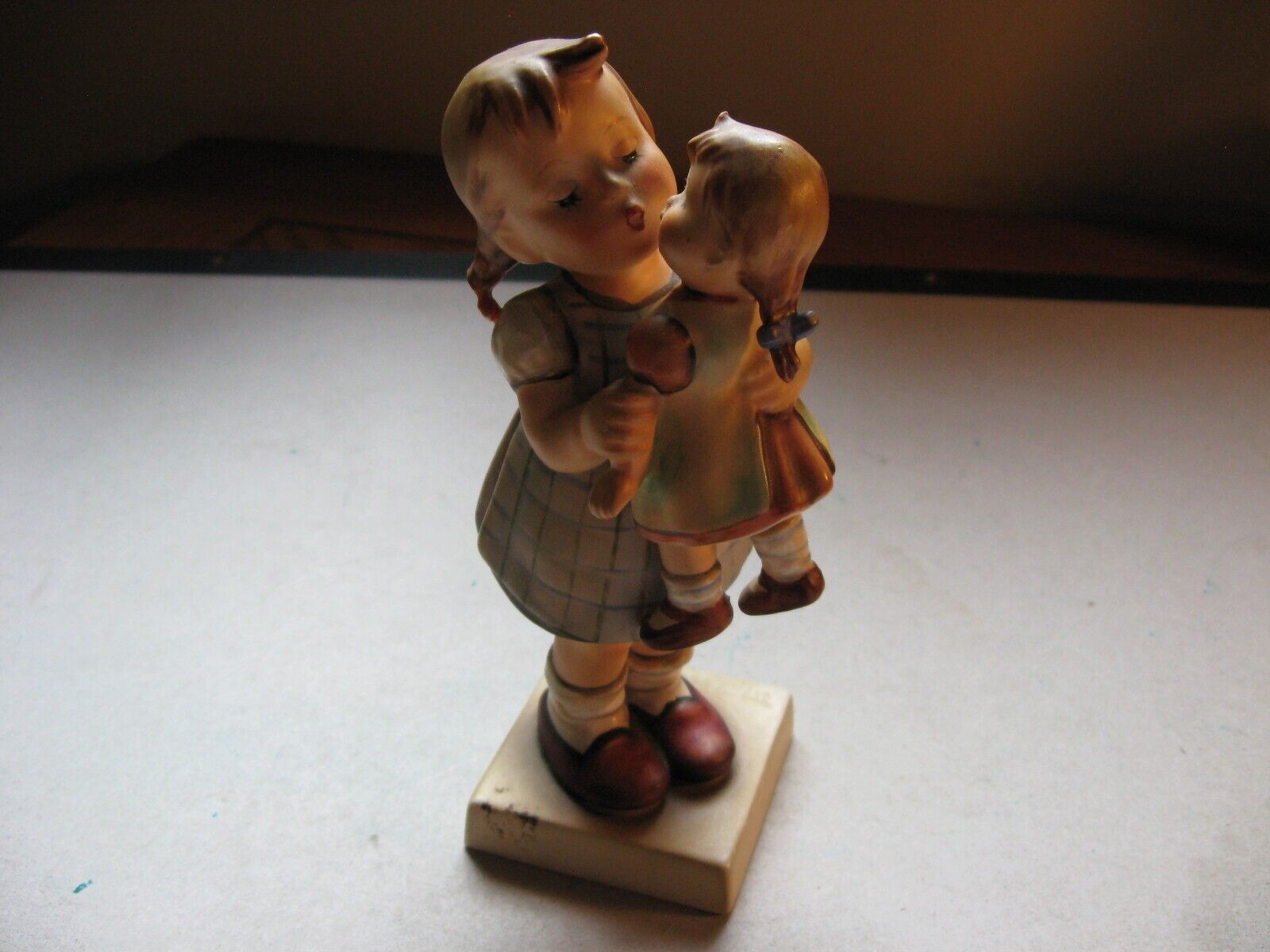 Vintage Goebel Hummel Figurine 311 Kiss Me 6 1/4\