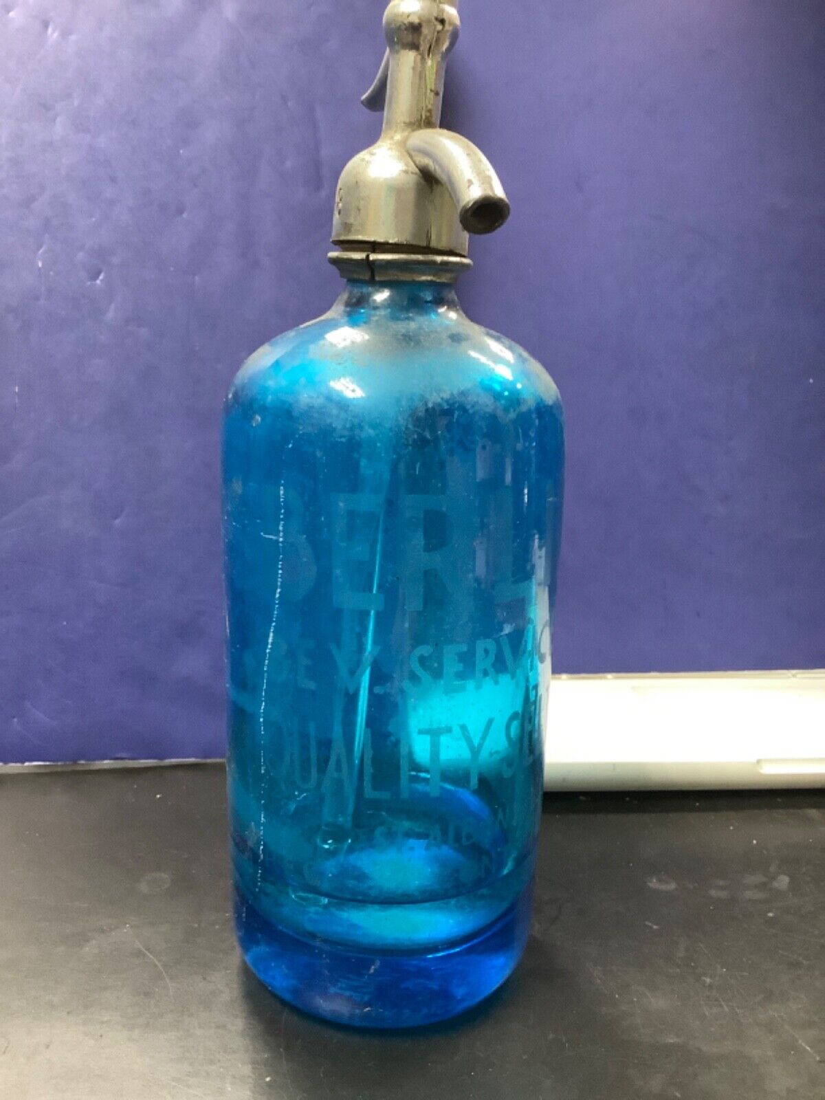 Vintage berlin bev. service inc quality seltzer blue bottle - preowned as is 