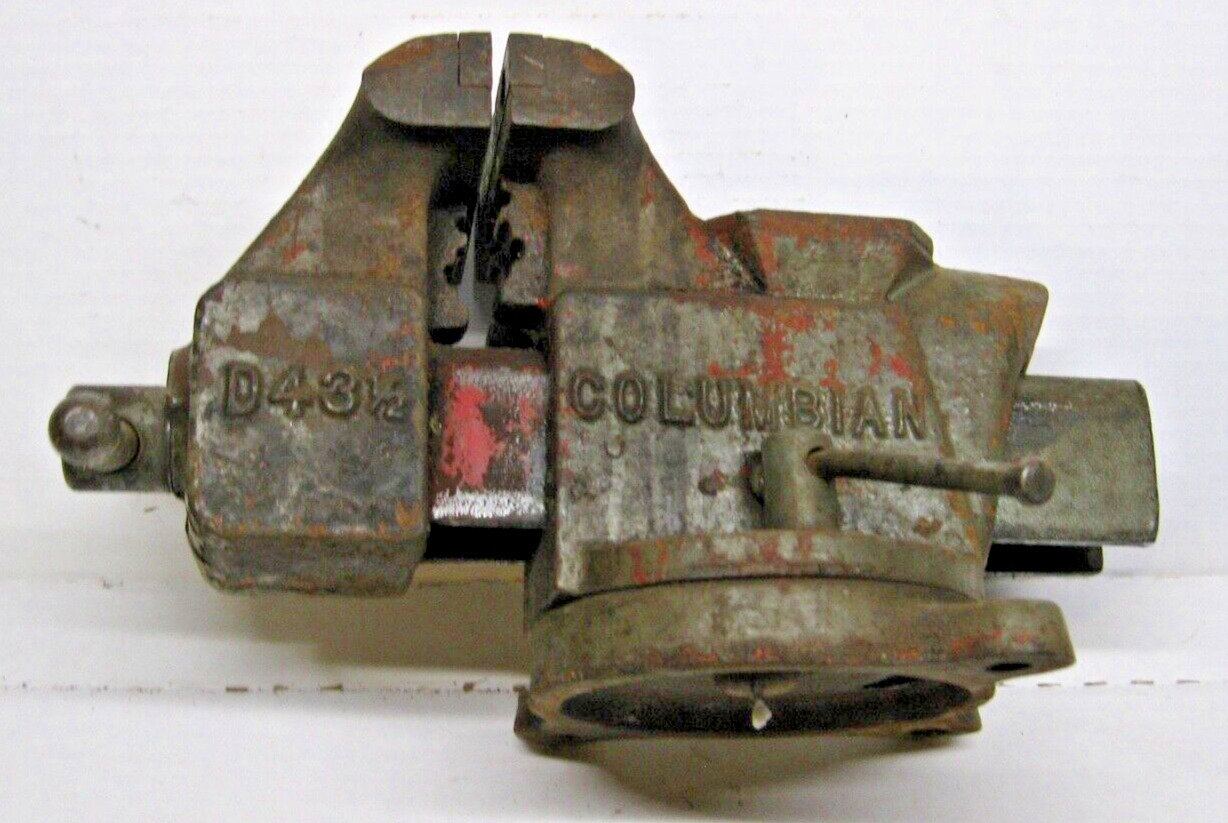 Vintage Columbian D43 1/2  3 1/2\