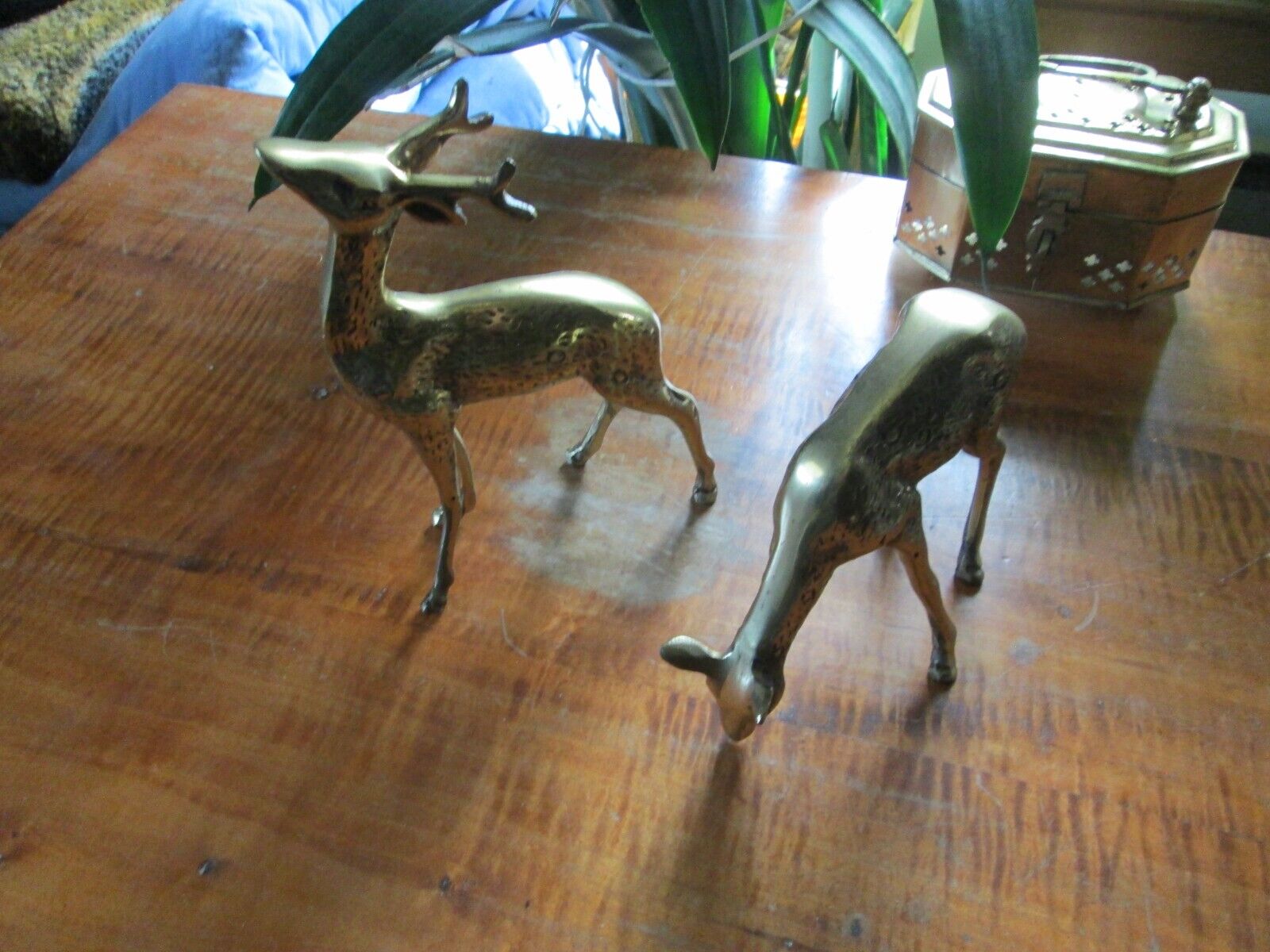 Pair of 2 Vintage Solid Brass Deer Set Buck & Doe MCM Decor