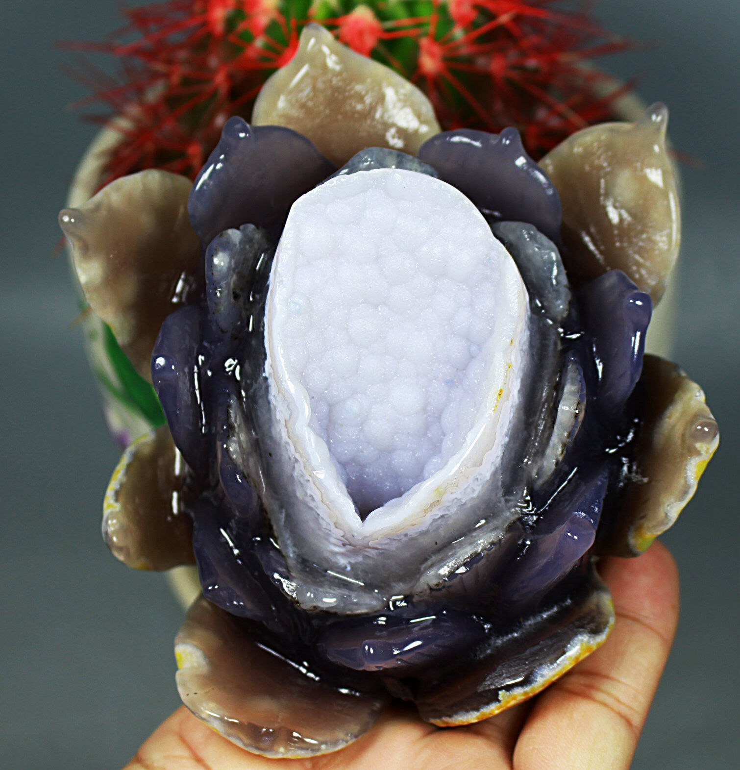 545g Beautiful  Natural Geode Agate Carved Lotus crystal Carving collectibles