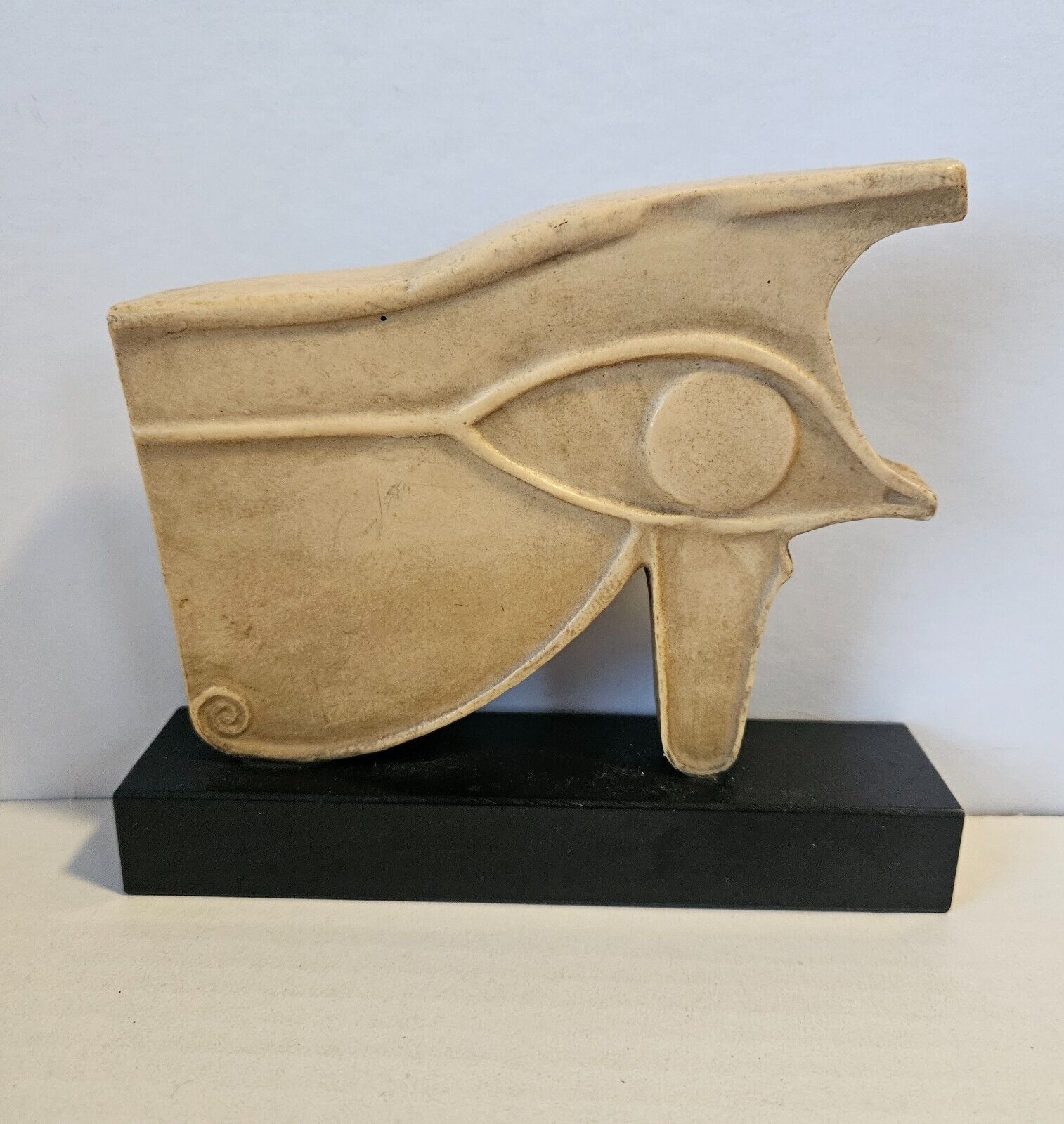 RARE VINTAGE EGYPTIAN ANCIENT EYE OF HORUS LOUVRE REPRODUCTION