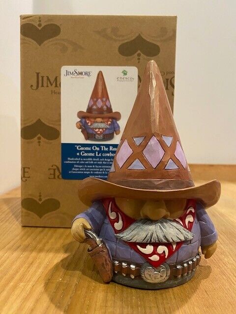 Jim Shore #6012272 - Gnome on the Range - Cowboy / Gun Slinger Gnome New