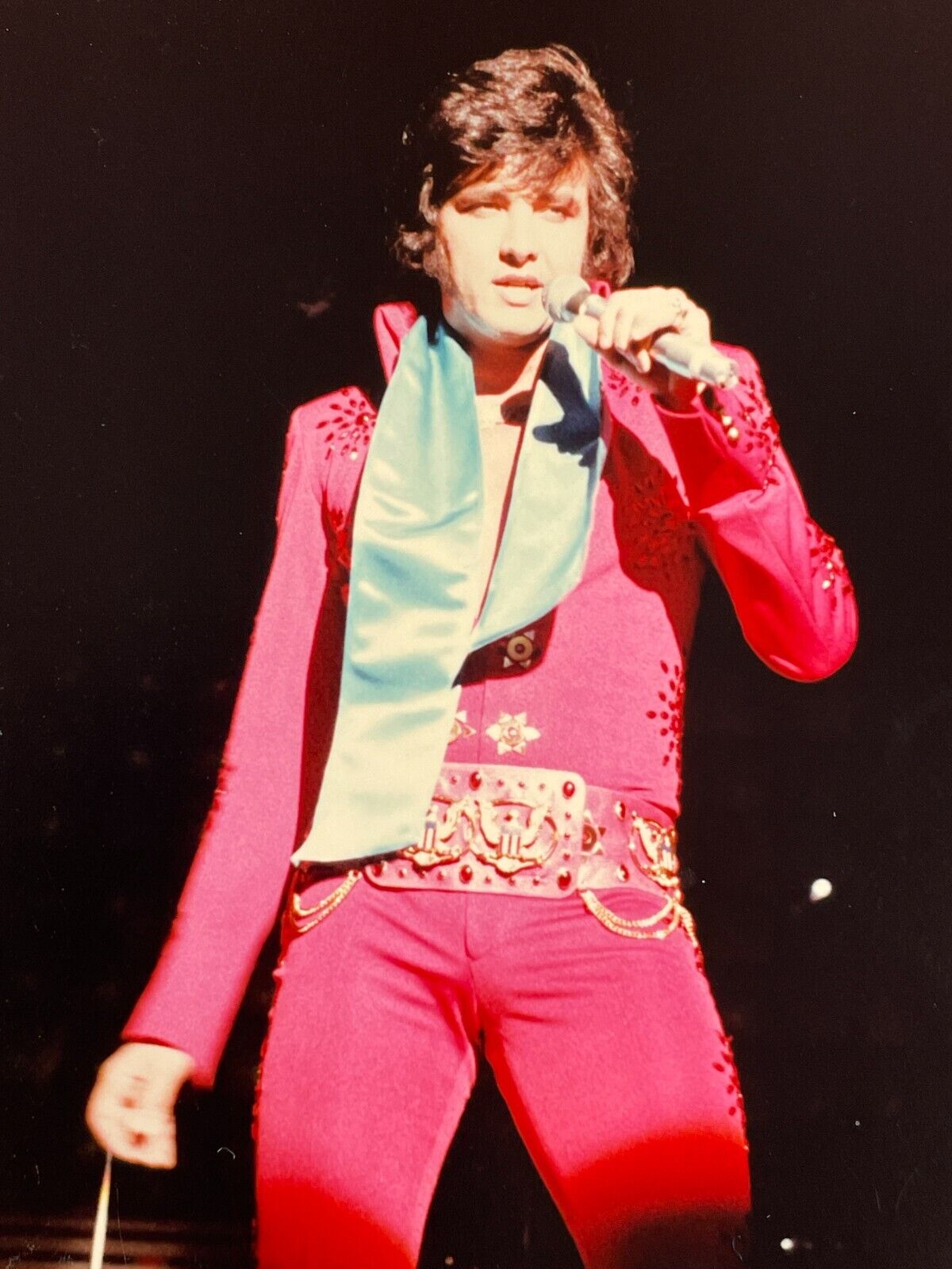 J2 Photo Handsome Elvis Impersonator Lookalike 1980\'s Sexy Red Jumpsuit Bulge