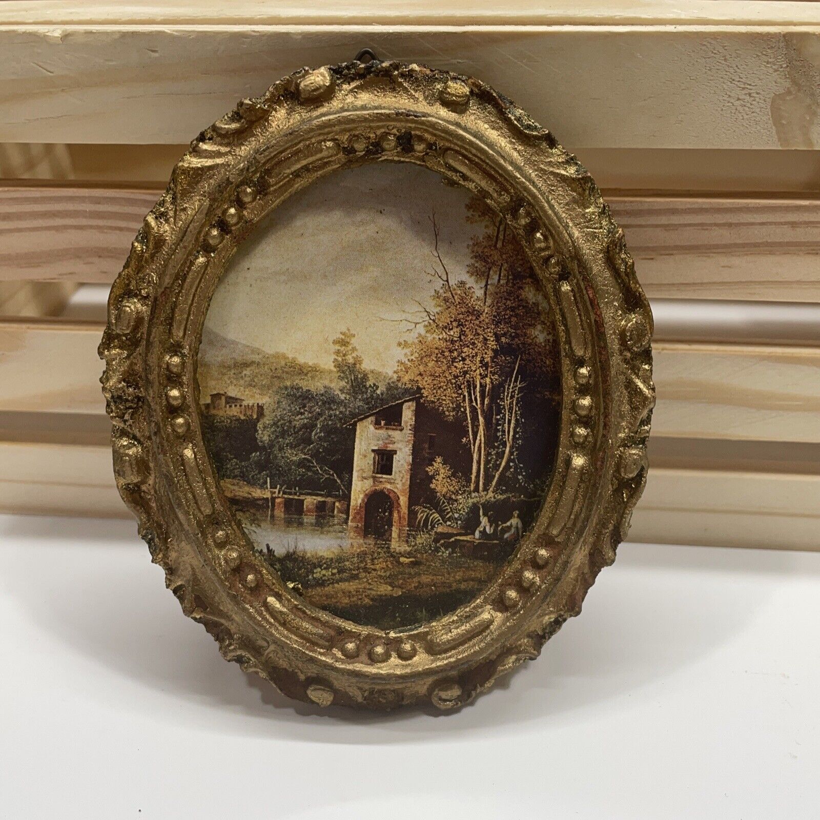 Vintage Small Italian Florentine Oval Picture Gold Gilt Wood Frame Italy