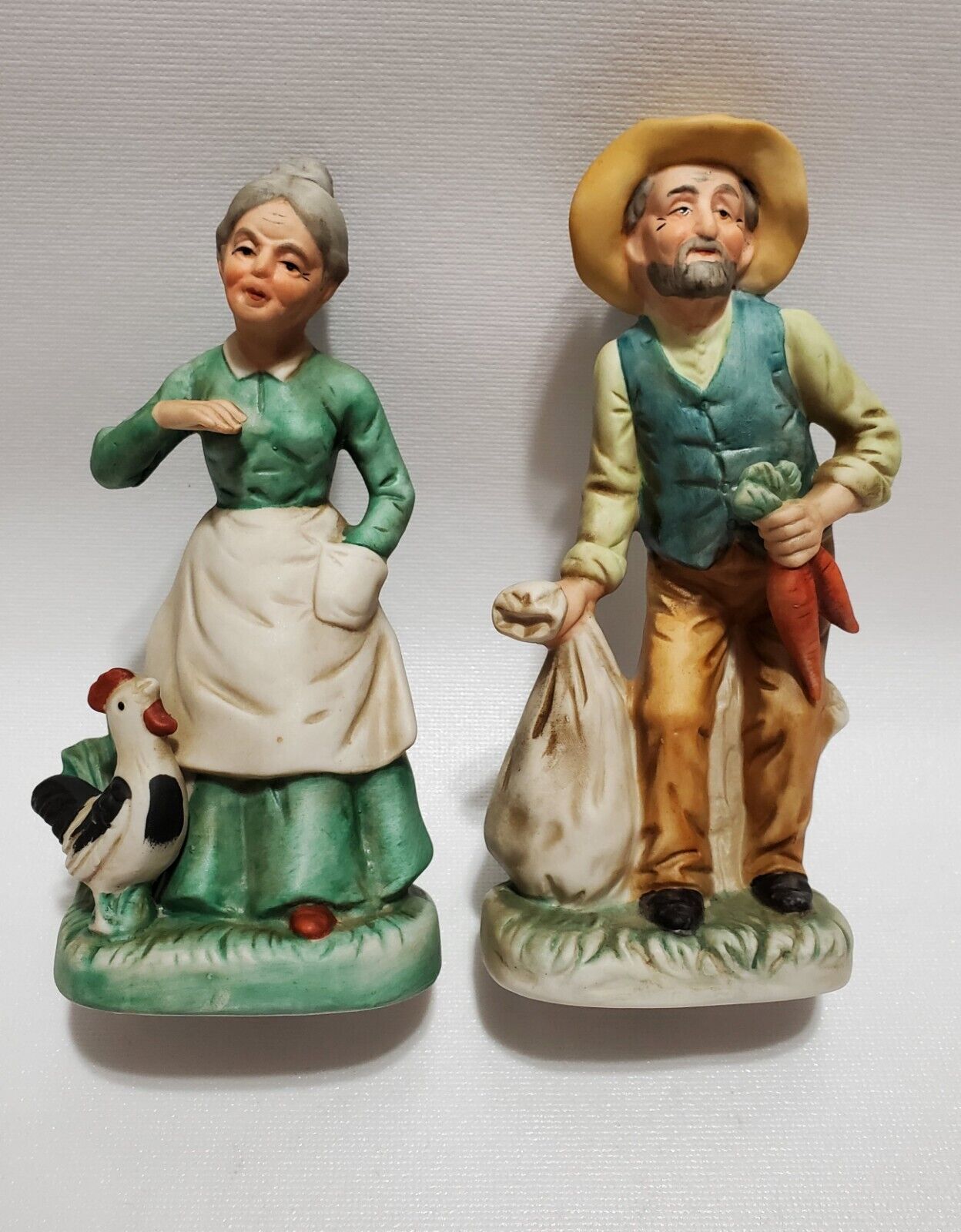 Vintage Country Farm Couple, Figurines Pair, Grandma & Grandpa, Matte Ceramic