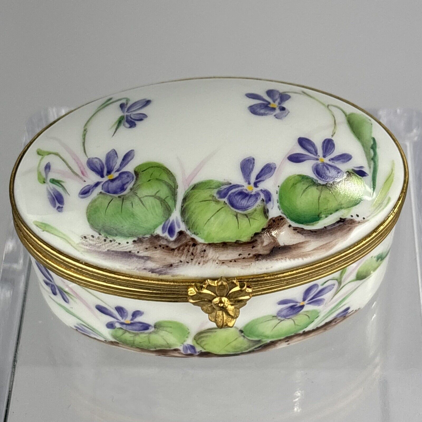Limoges France Vintage Trinket Box Purple Violets Porcelain 2.5\