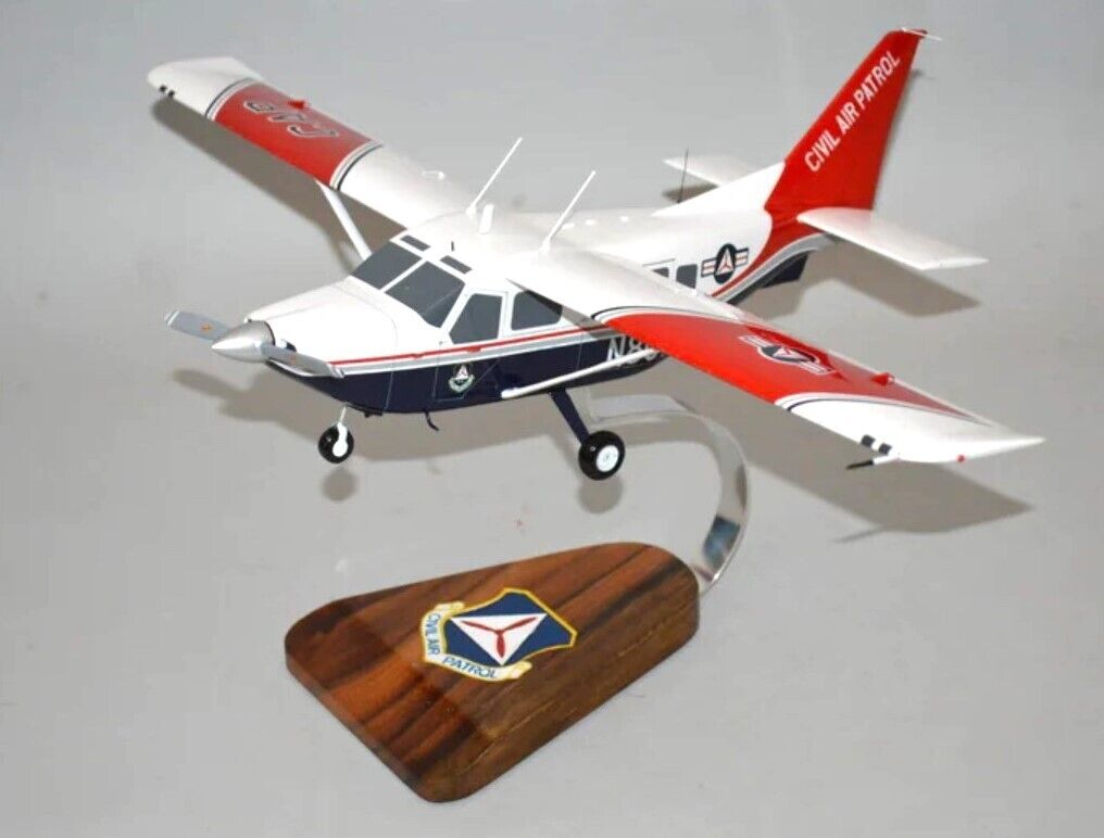 USAF Civil Air Patrol GippsAero GA8 Airvan Civilian Desk Model 1/24 SC Airplane