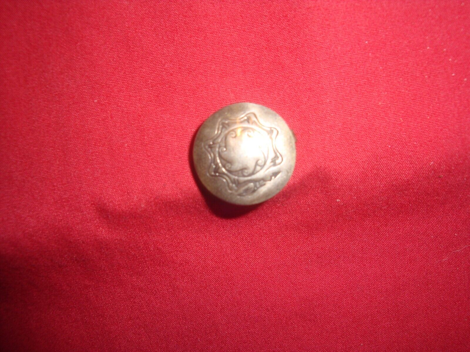 Vintage Native American Silver Button cover with Tribal design