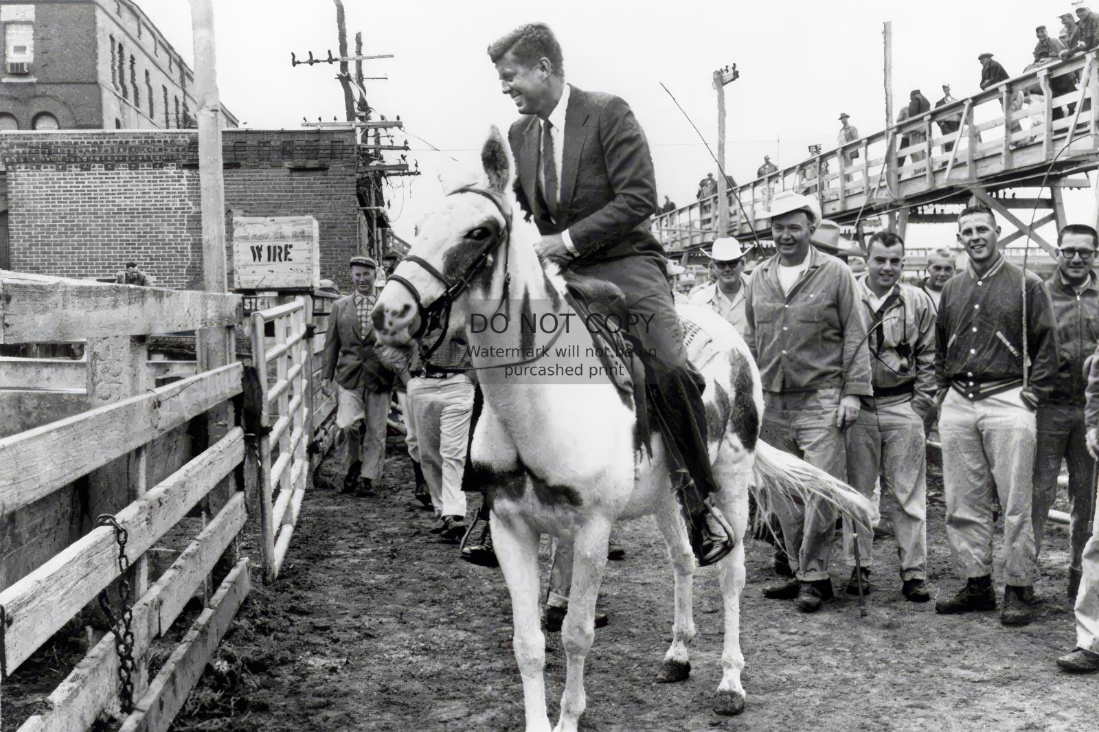 PRESIDENT JOHN F. KENNEDY RIDING HORSE SIOUX CITY STOCKYARDS 4X6 PHOTO POSTCARD