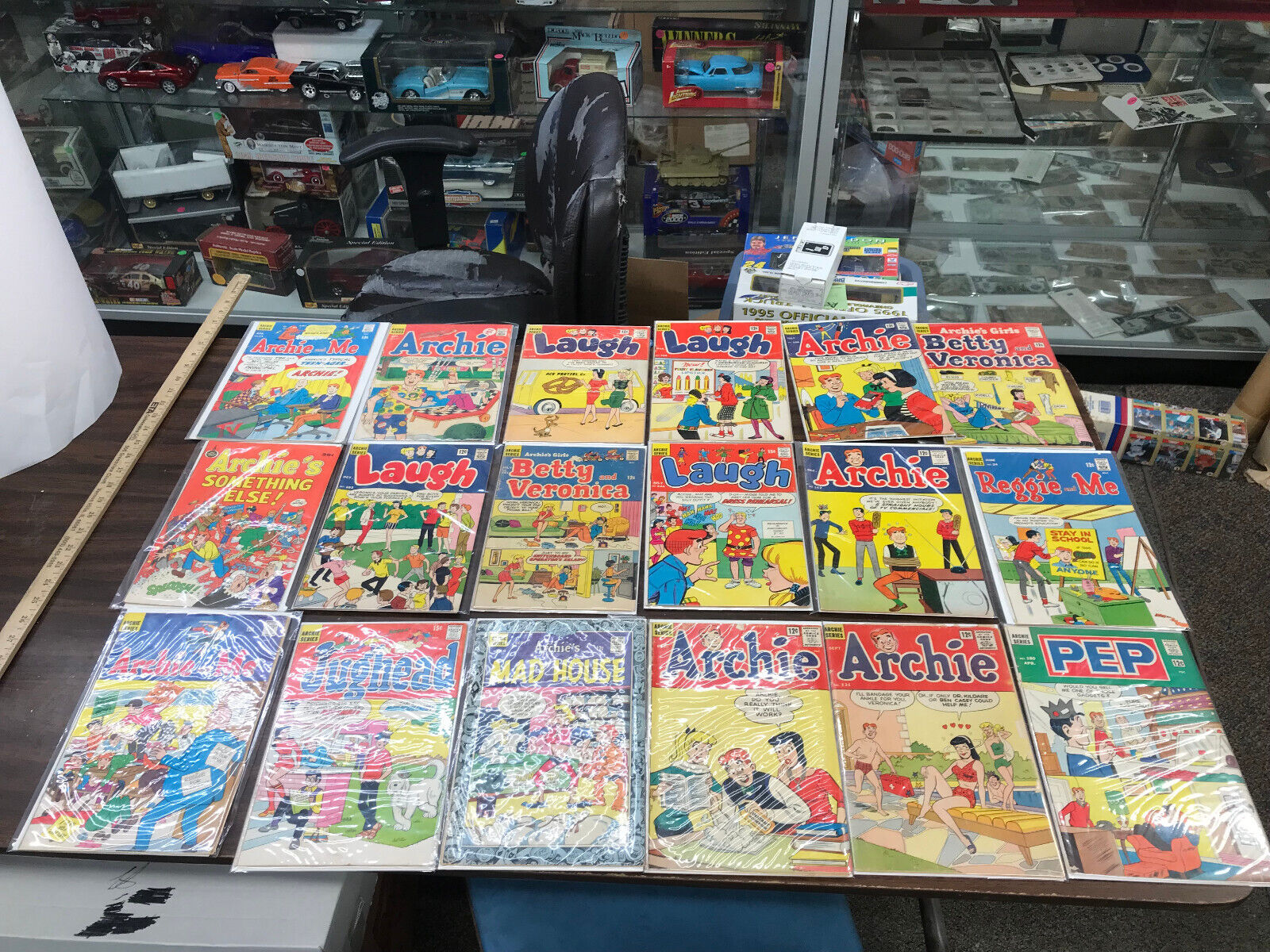 lot of 23 misc vintage archie comics low grade