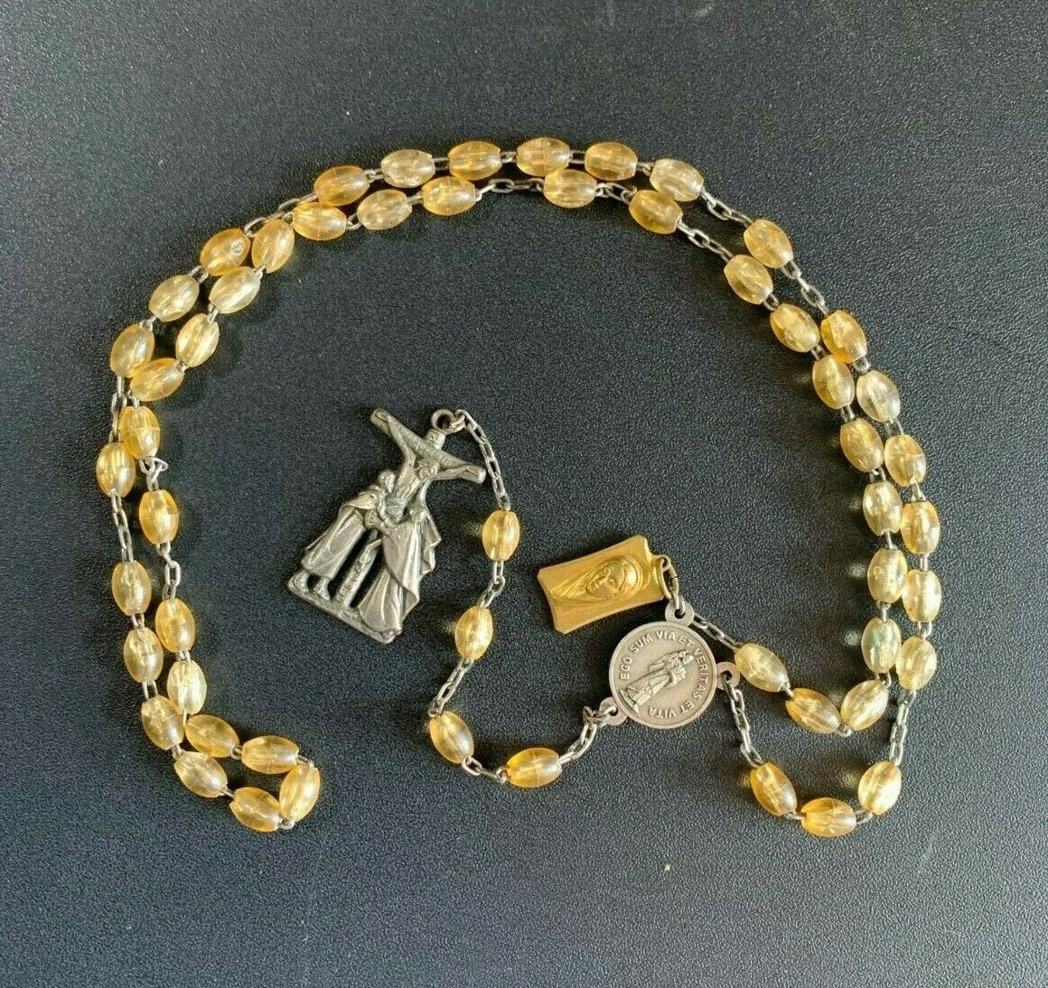 † Vintage Scarce unique beautiful Catholic rosary plastic beads ITALY ROMA †