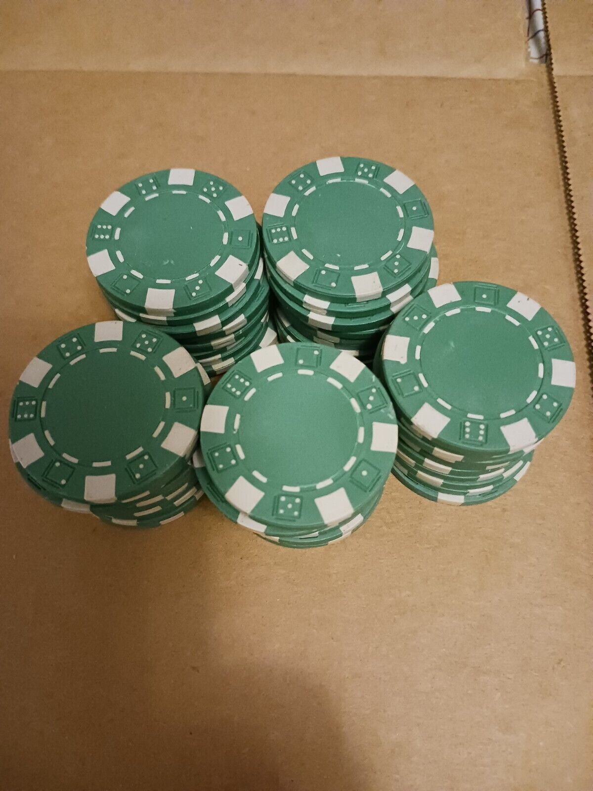 Poker Chips 50 Vintage Green and White for Texas Hold Em'