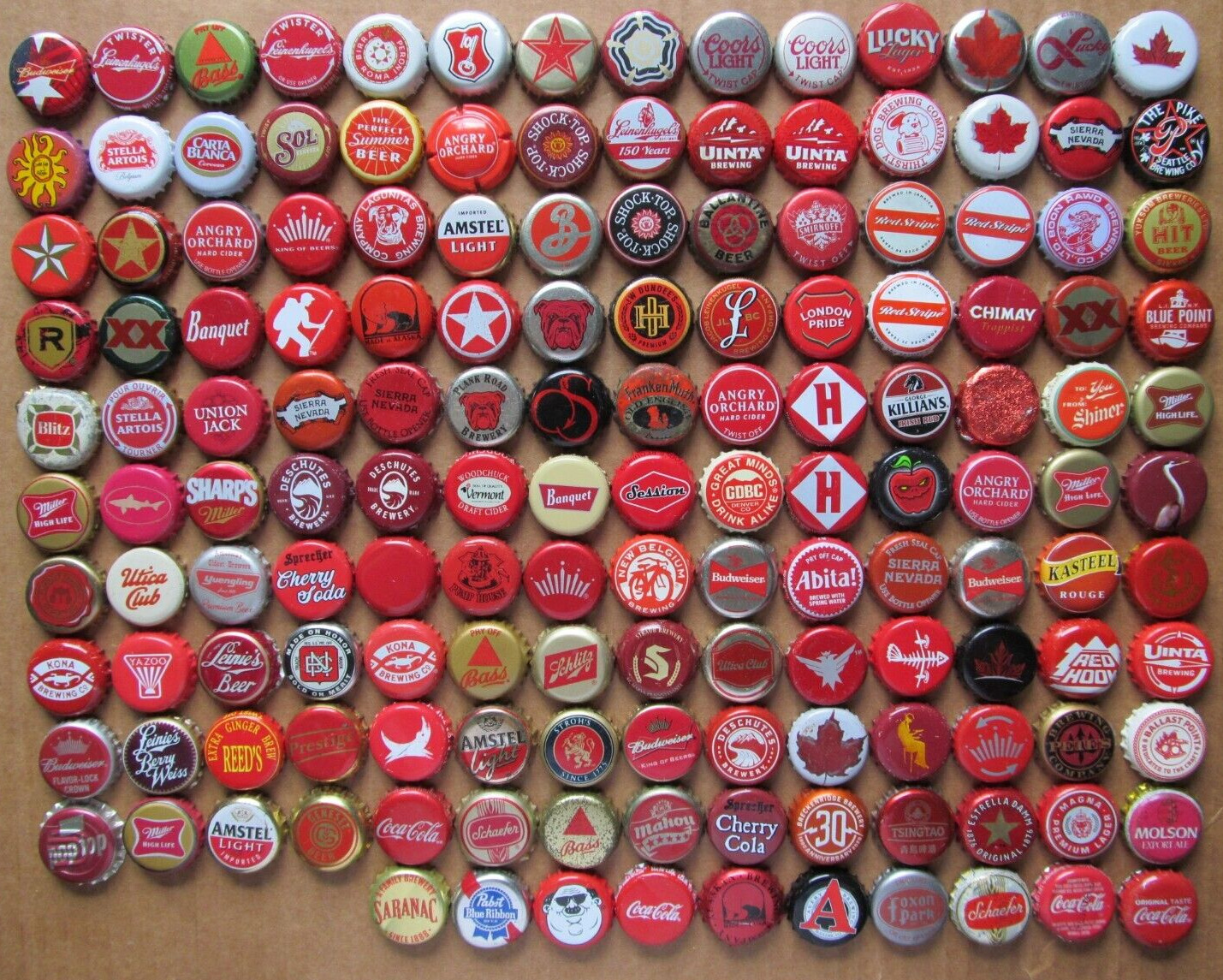 150 MIXED WORLDWIDE RED THEMED CURRENT OBSOLETE MOST BEER BOTTLE CAPS