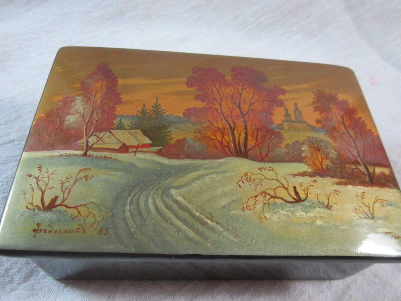 Vintage Russian Hand Painted Artist PedockuhoSigned Lacquer Box w/ Documentation