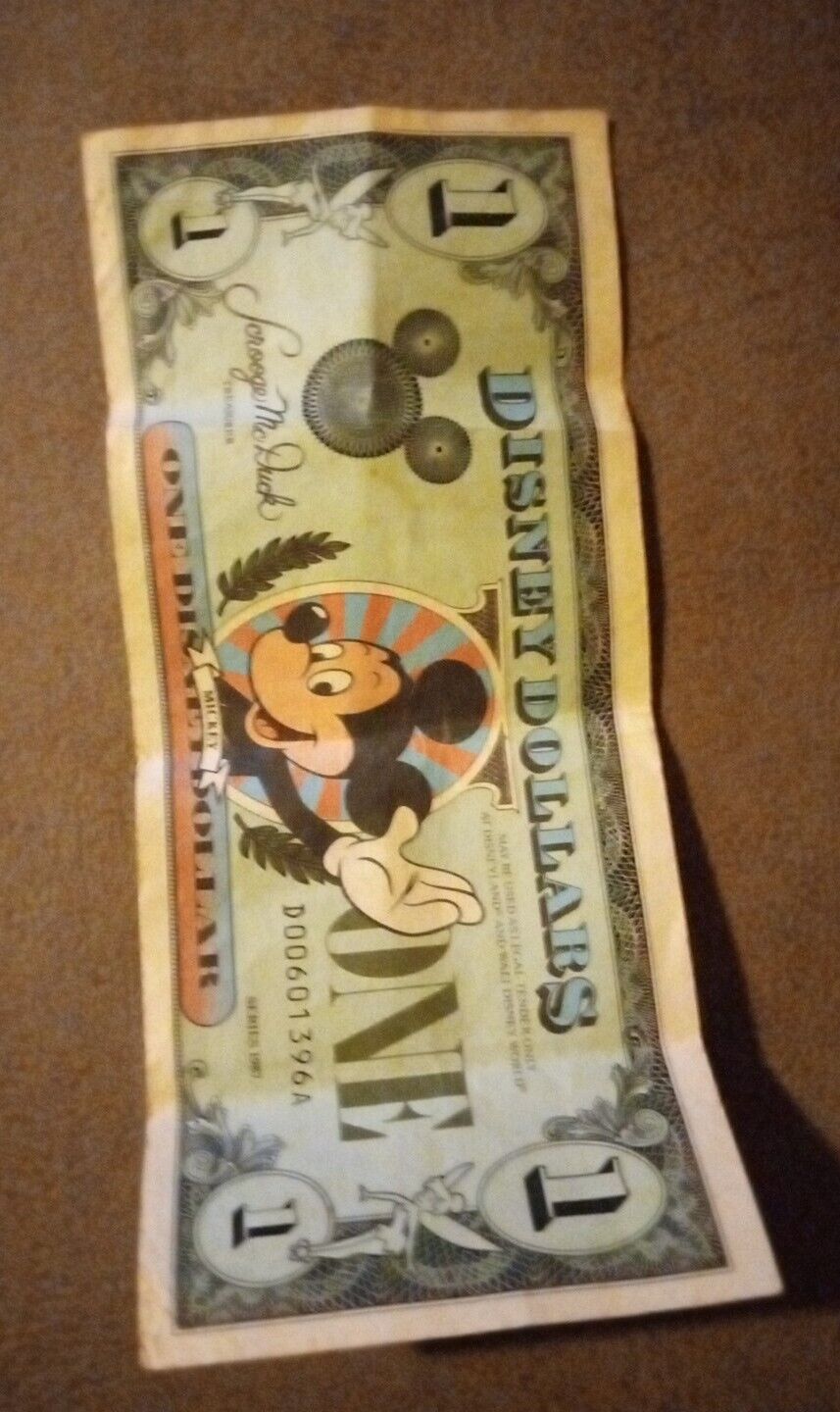 $1 Disney Dollar series 1987 Mickey Mouse Waving.        PX