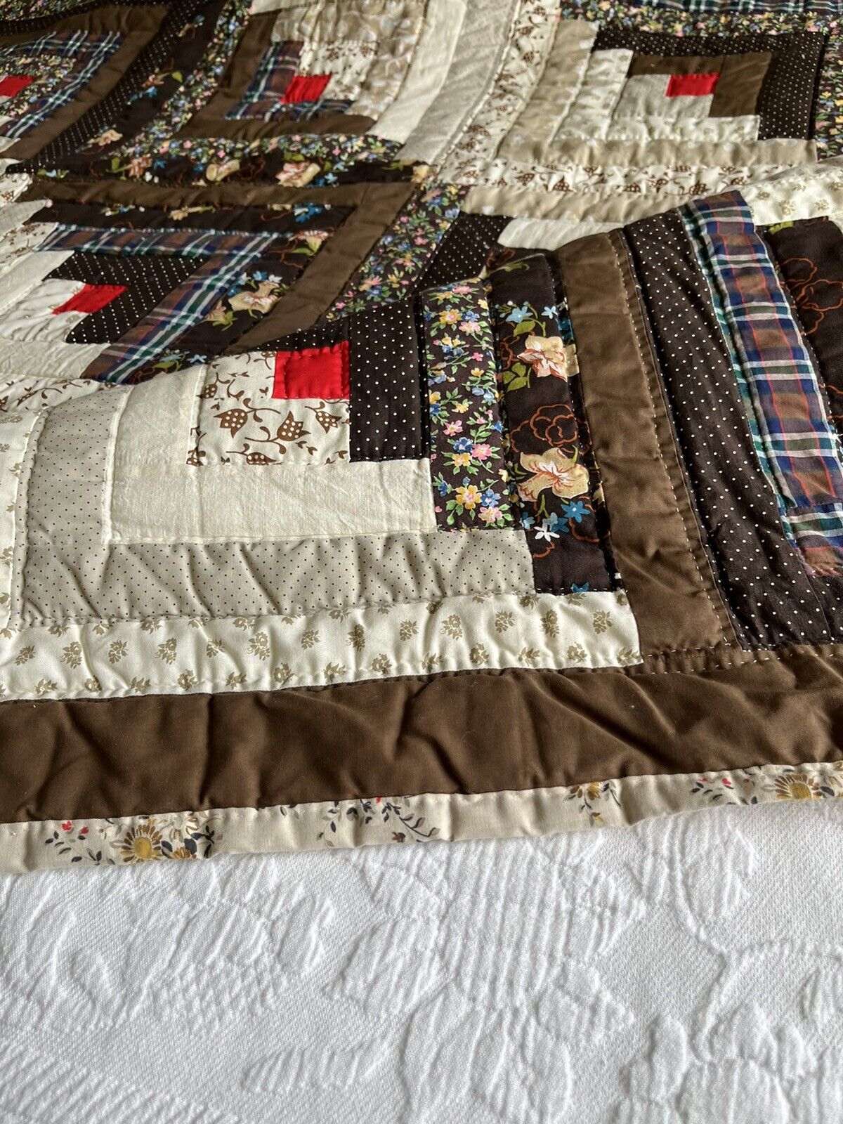 Vintage 1970s Hand Pieced and Hand Stitched King Size Quilt Log Cabin Design 