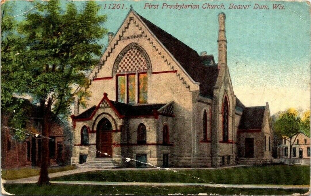 Postcard~Beaver Dam, Wis.~First Presbyterian Church  ~Posted 1915 