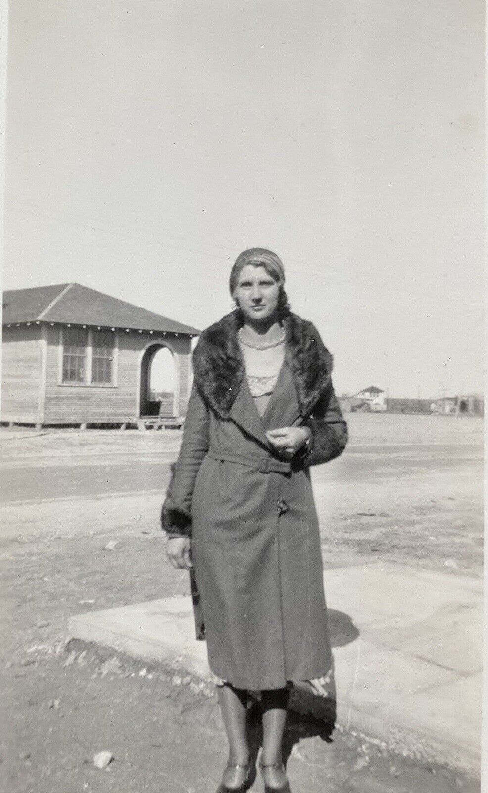 Seminole Texas 1930\'s Pretty Young Woman Original Snapshot Vintage Photo