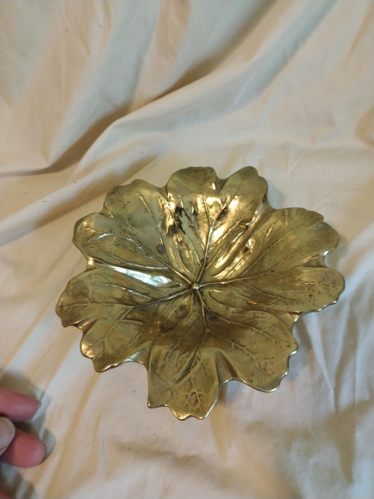 Vintage Virginia Metalcrafters VMC 1946 Solid Brass May Apple Leaf Dish Bowl