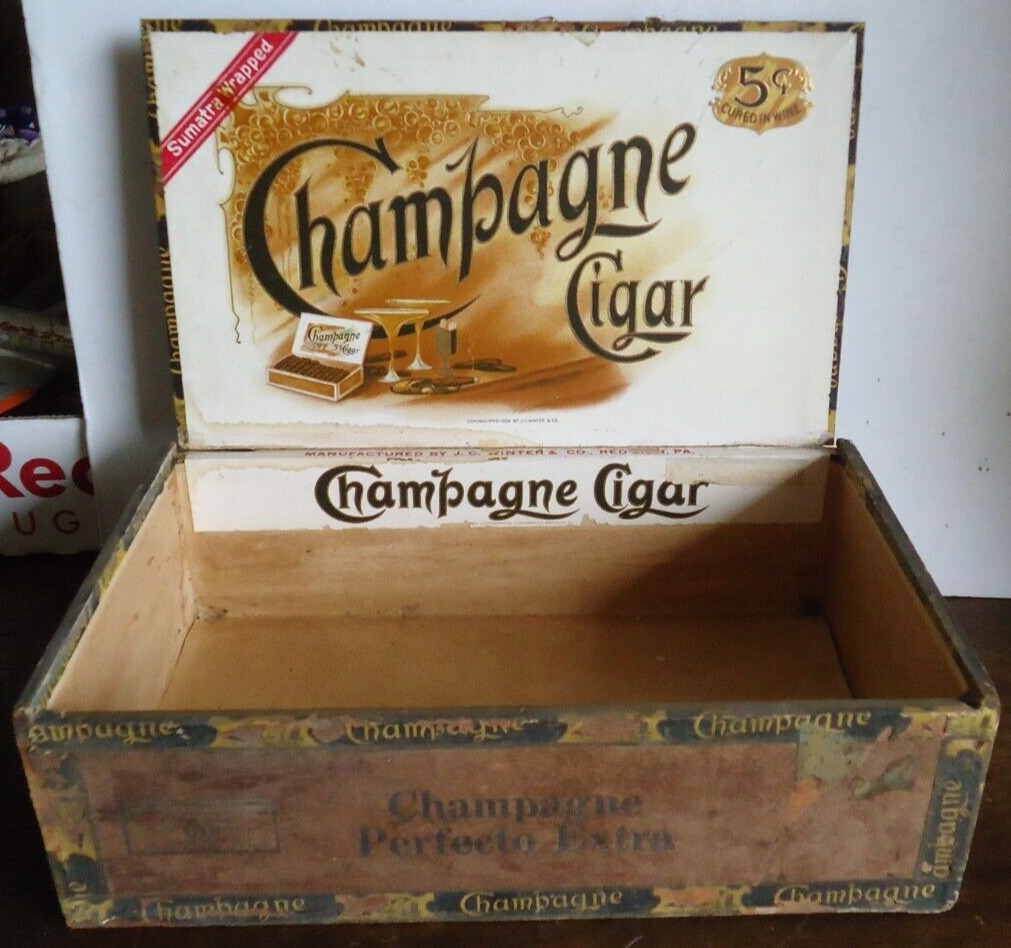 Antique Wooden Cigar Box , Champagne , JC Winter , Red Loin PA , 1924