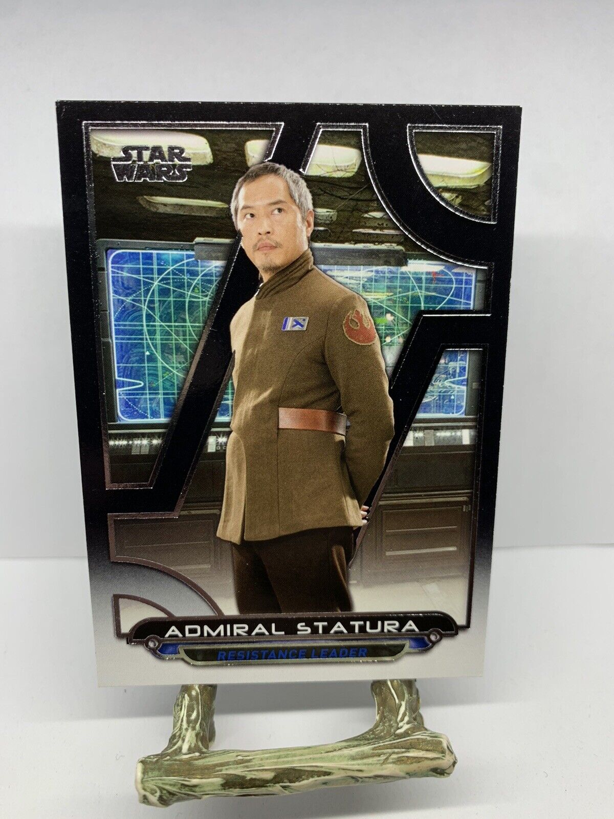 Admiral Statura TFA-22 Star Wars Topps 2017 Galactic Files Card Trading Card