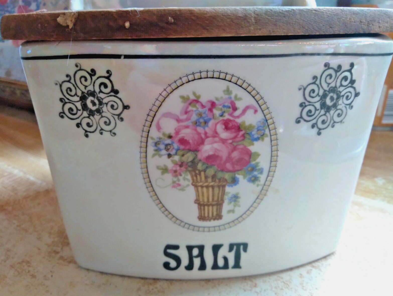 Czechoslovakia  Antique Salt Box with Wood Lid- Roses Design