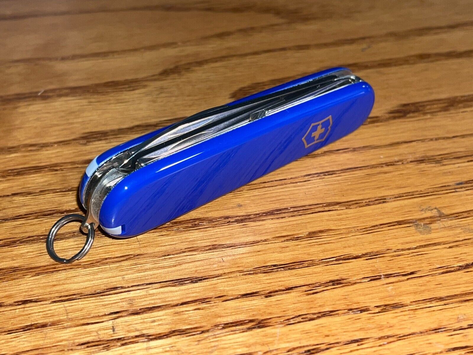 New Victorinox Swiss Army 91mm Knife :  COMPACT in Cobalt BLUE   1.3405.2
