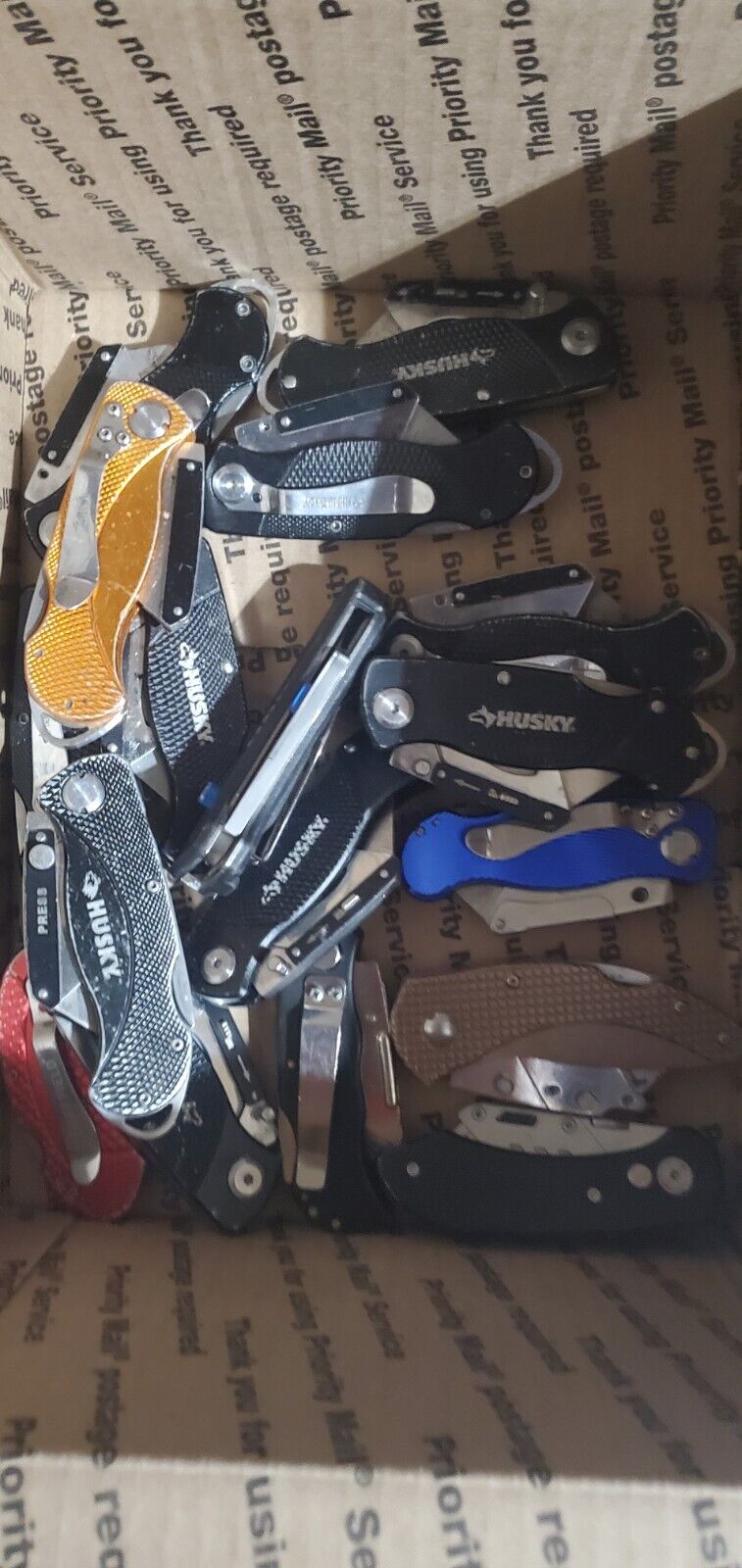 TSA Confiscated Box Cutters Lot Of 50+ Diffrent Brands 