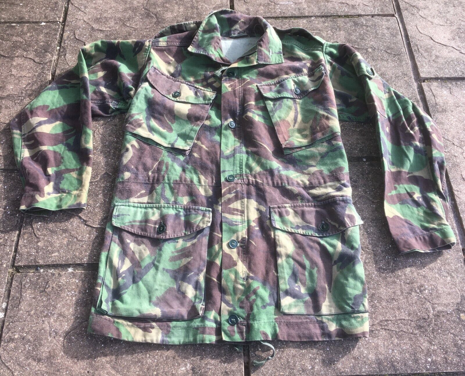 British army 1985 pattern combat jacket in temperate DPM 