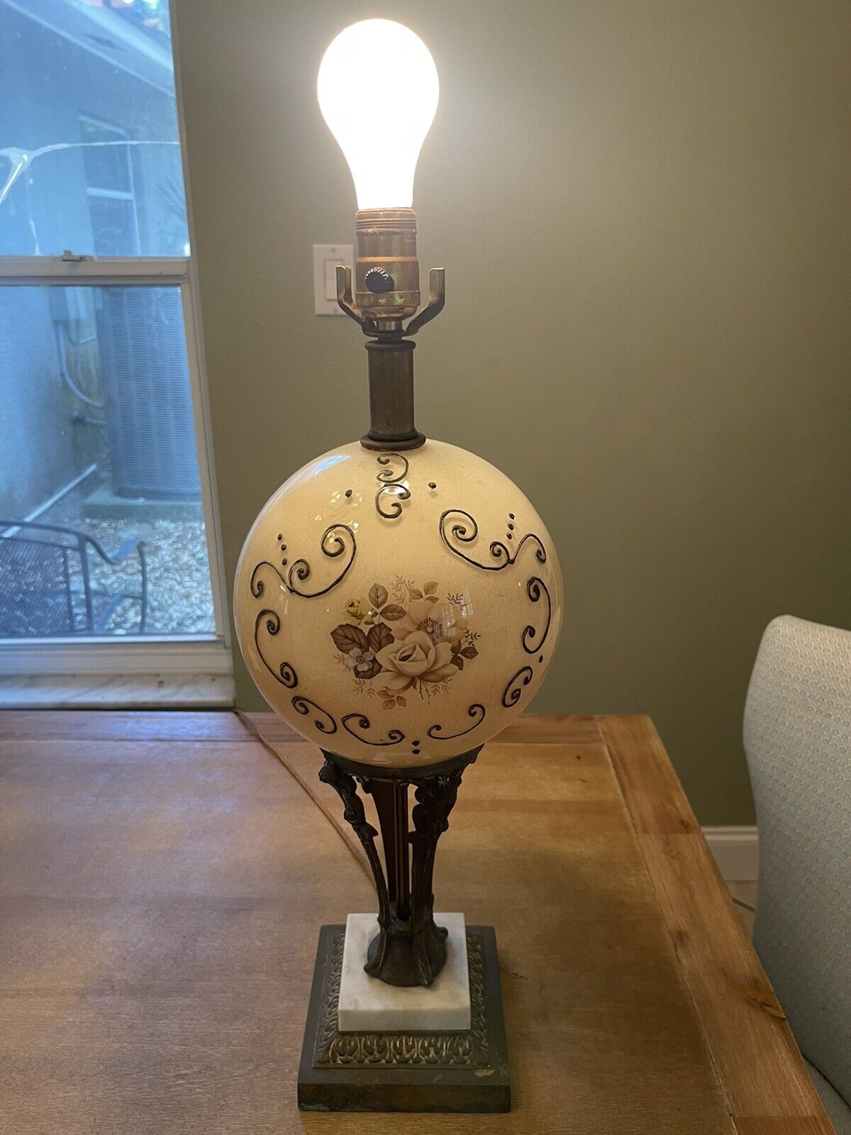 Vintage/antique lamp