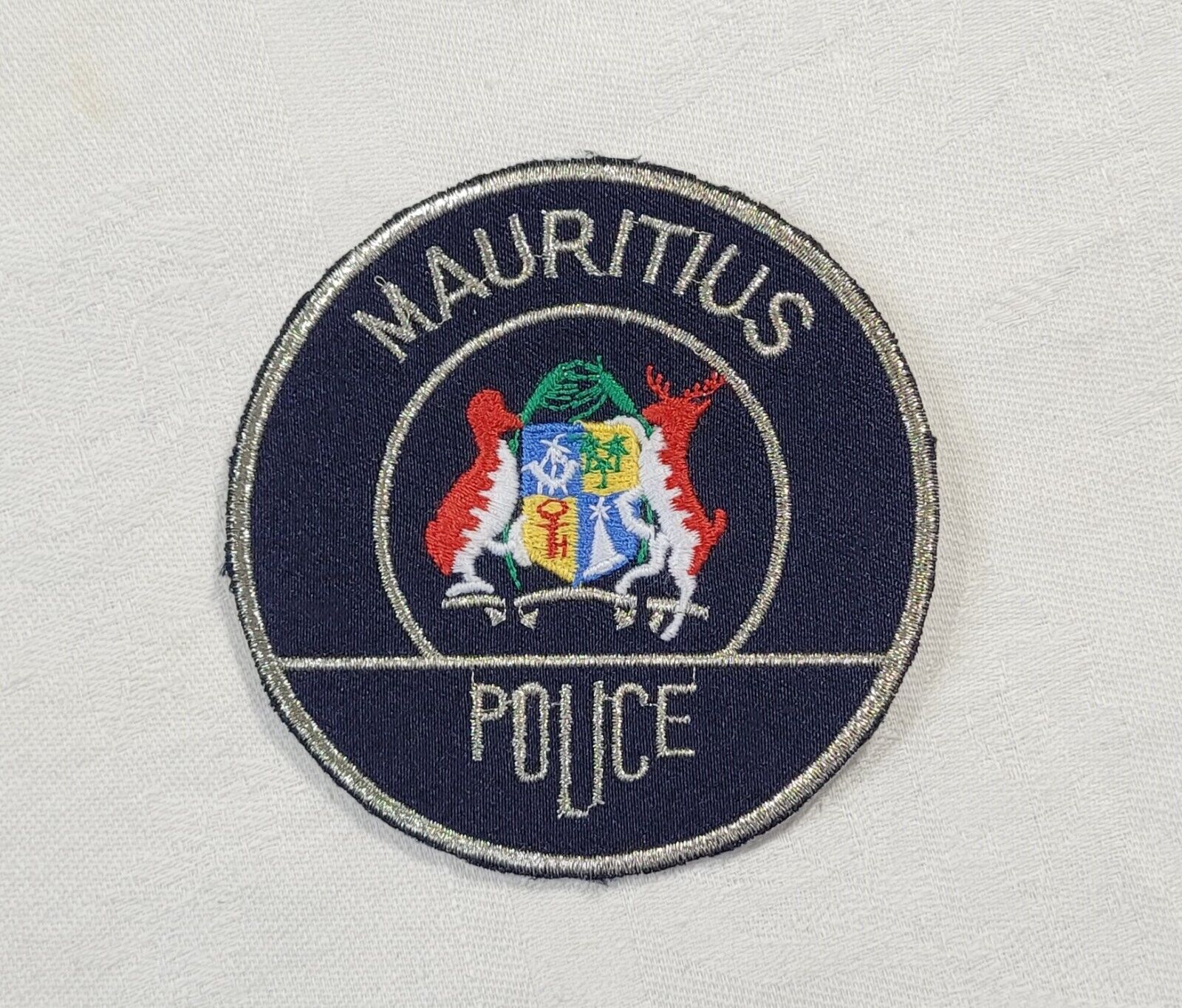 RARE MOURITIUS POLICE FORCE SHOULDER PATCH (INDIAN OCEAN ISLAND NATION)