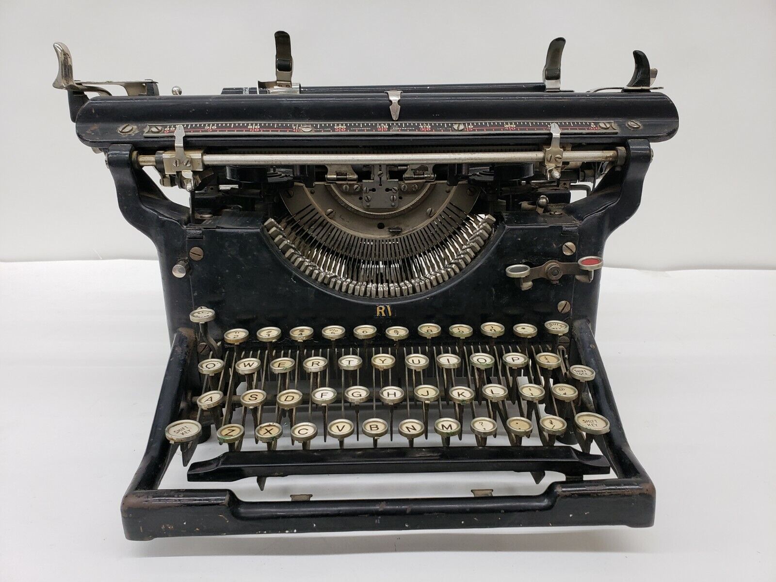 Underwood typewriter no 5 serial number 237,434 early 1900s type writer
