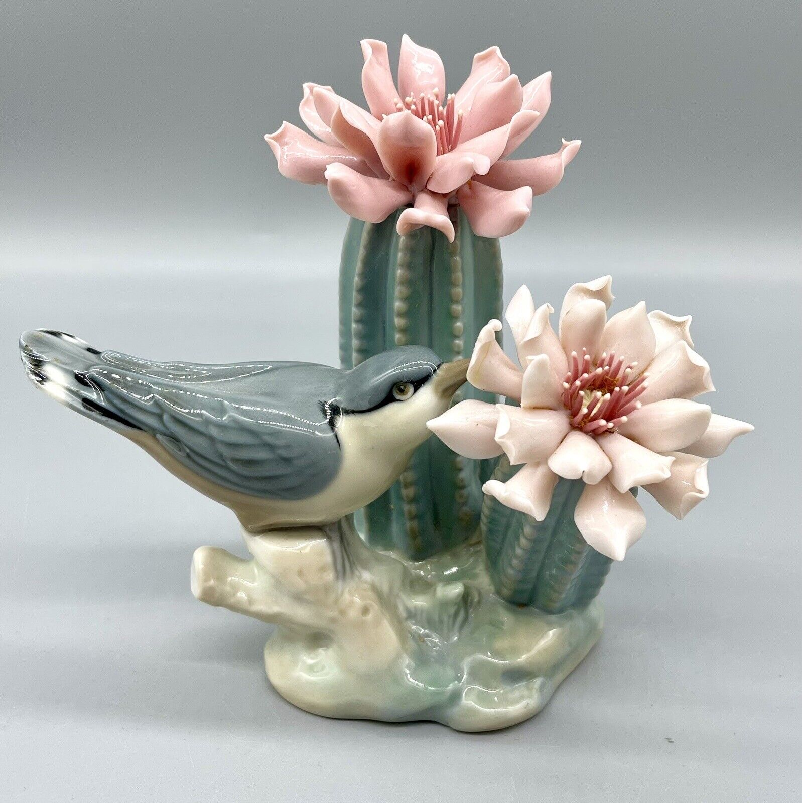 Retired Lladro Bird On Cactus #1303 Vicente Martinez 1974 READ  “AS IS”