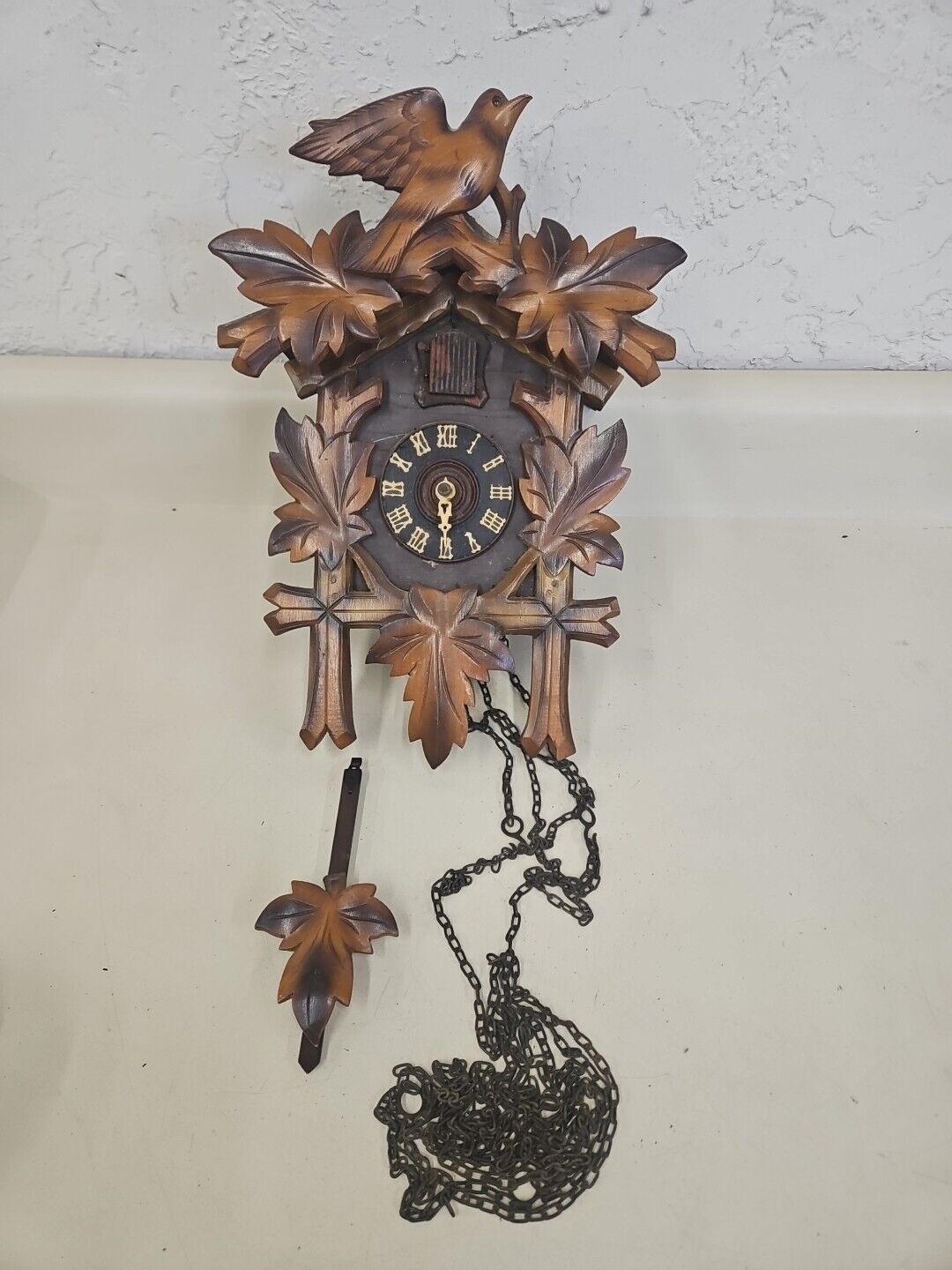 Vintage Cuckoo Clock Birds Germany. GB4