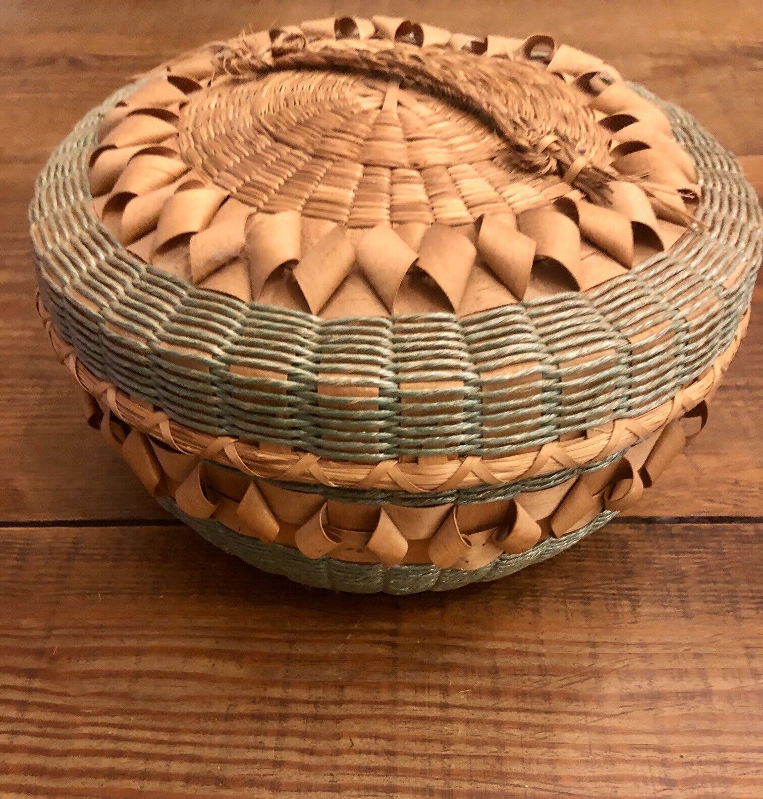 Vintage Abenaki Micmac Ash Sweetgrass Basket Lid Curlicue Penobscot