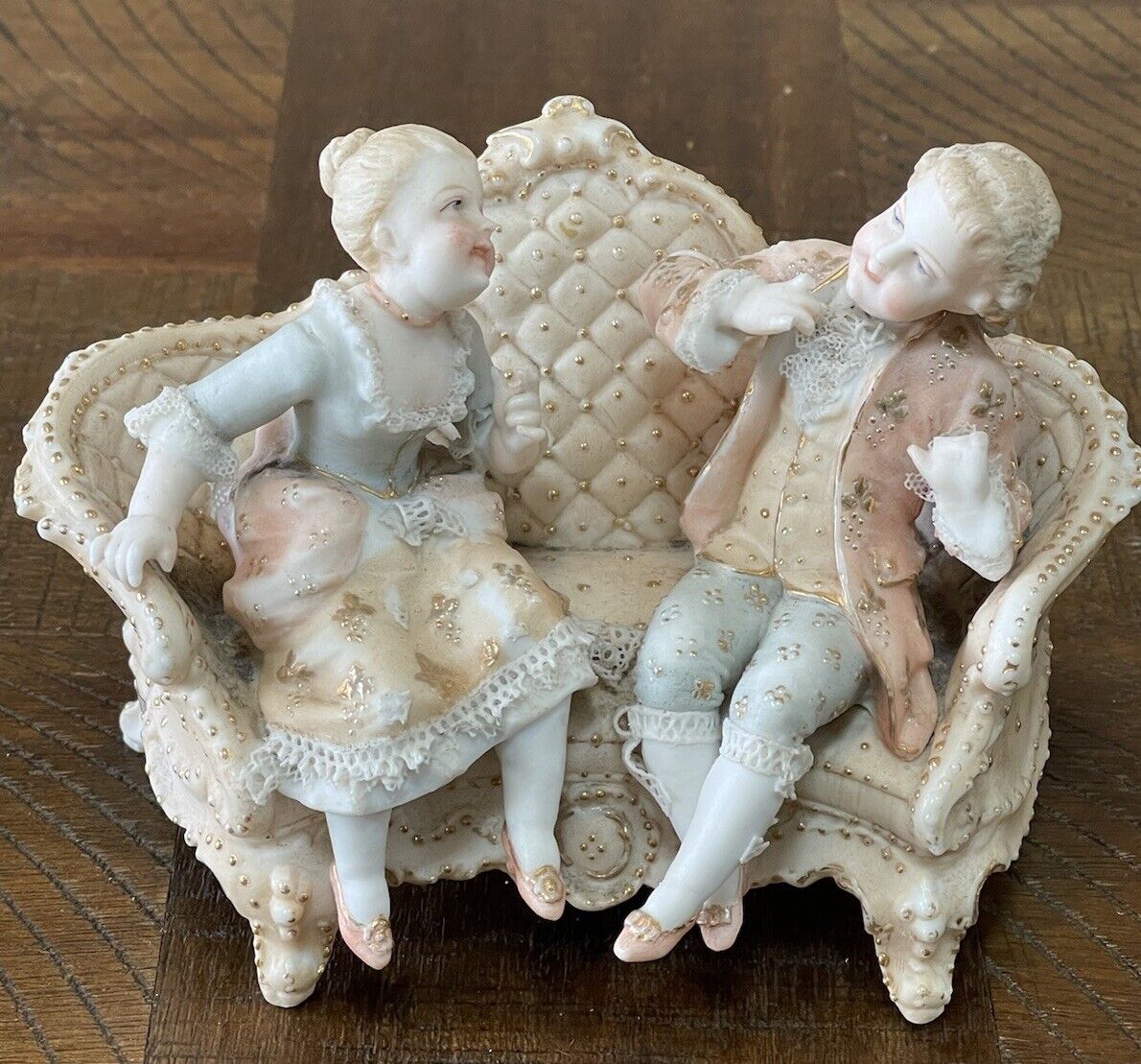 Antique Meissen Couple On Settee Porcelain Figurine