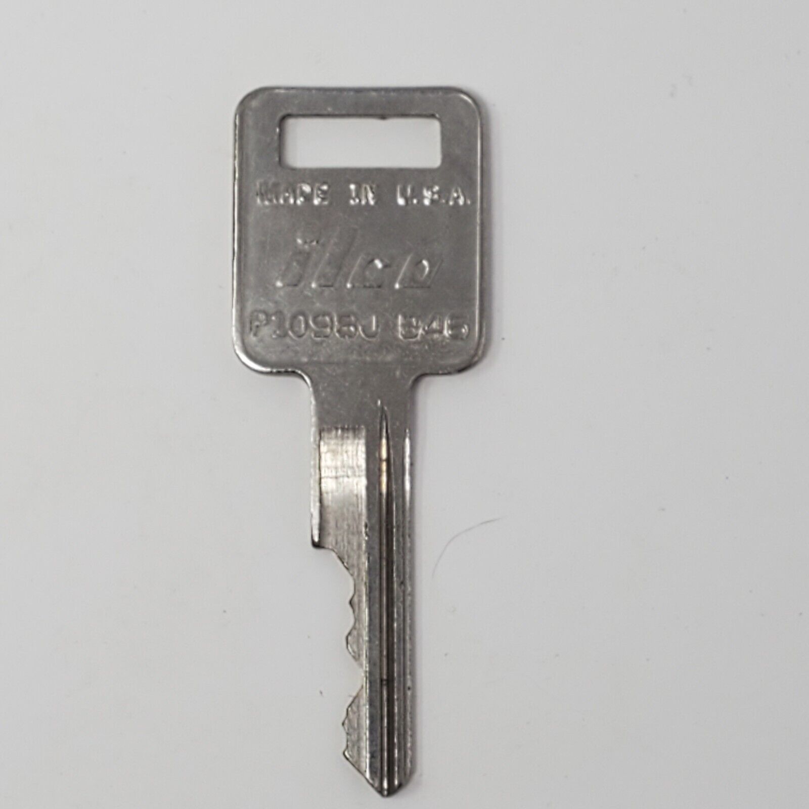 Vintage ILCO Independent Lock Co. Key Marked \