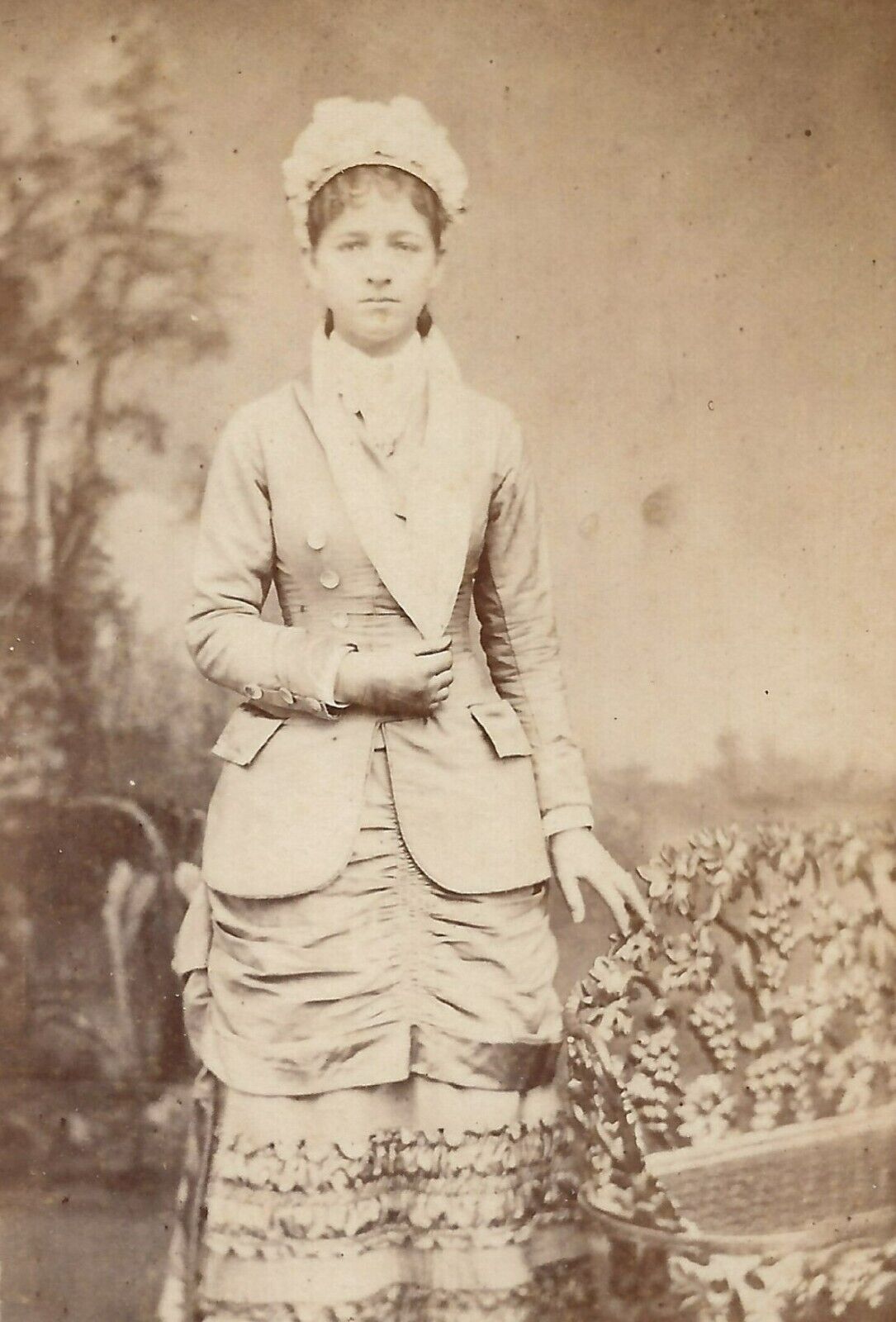 Antique CDV Photo Lovely Victorian Woman Cream Dress Ruffles White Bonnet