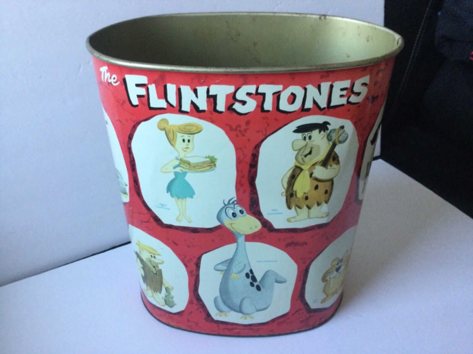 1960’s The Flintstones Harvell-Kilgore Tin Trash Can Hanna-Barbera. Nice example