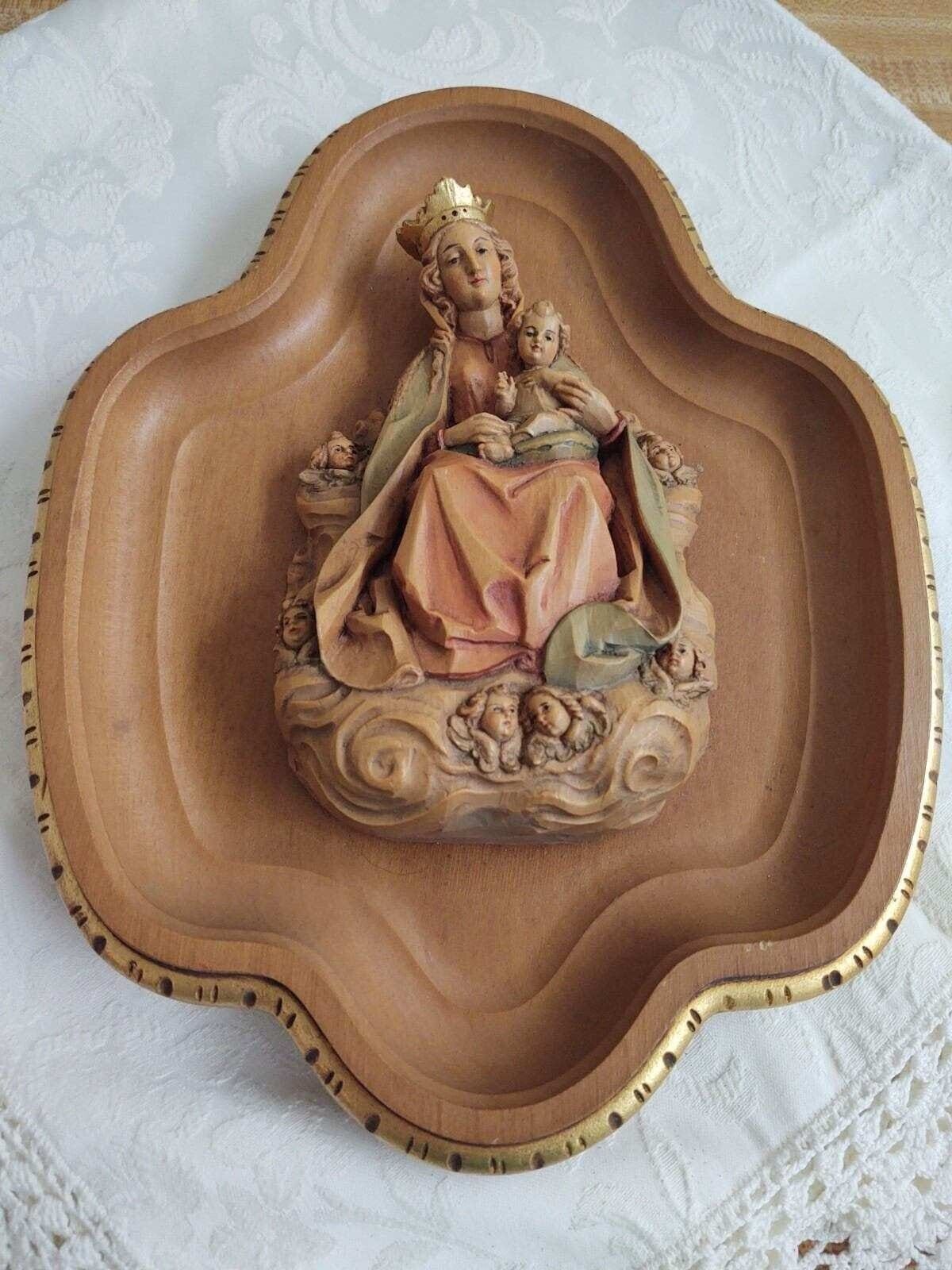 Vtg. Italian wood resin composition? wall plaque of the Virgin Mary.