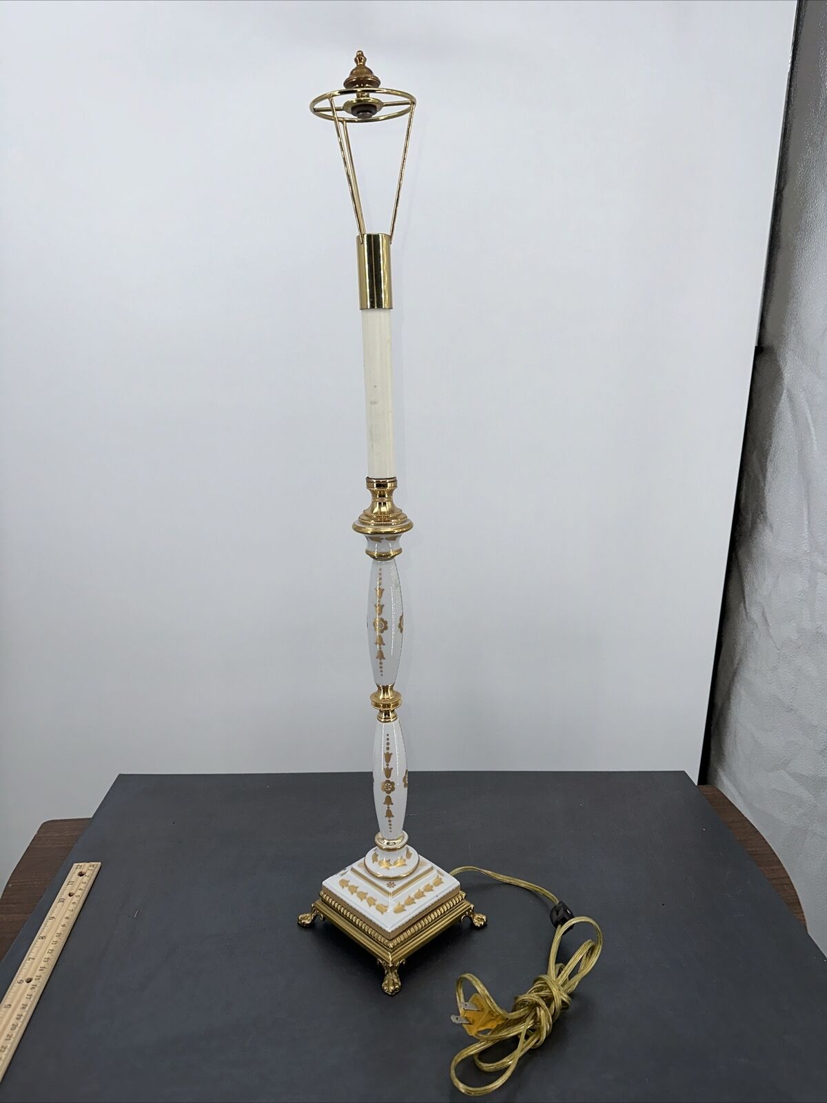 Vintage Frederick Cooper 28” Brass Candlestick Table Lamp Regency Design Feet