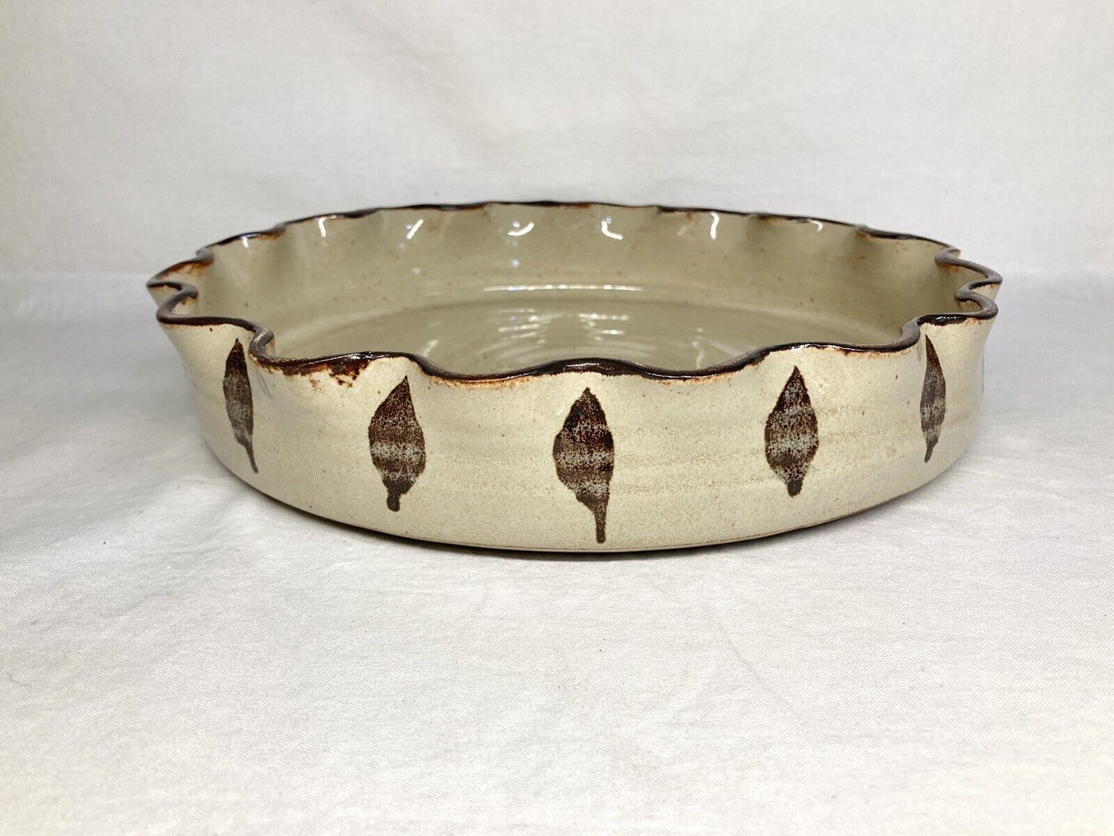 Vintage Handmade Stoneware Pottery Pie Dish 10”