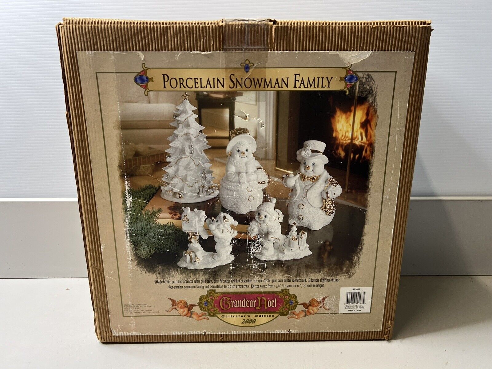 Grandeur Noel Porcelain Snowman Family 5 Piece Set - 2000 - Christmas Decoration