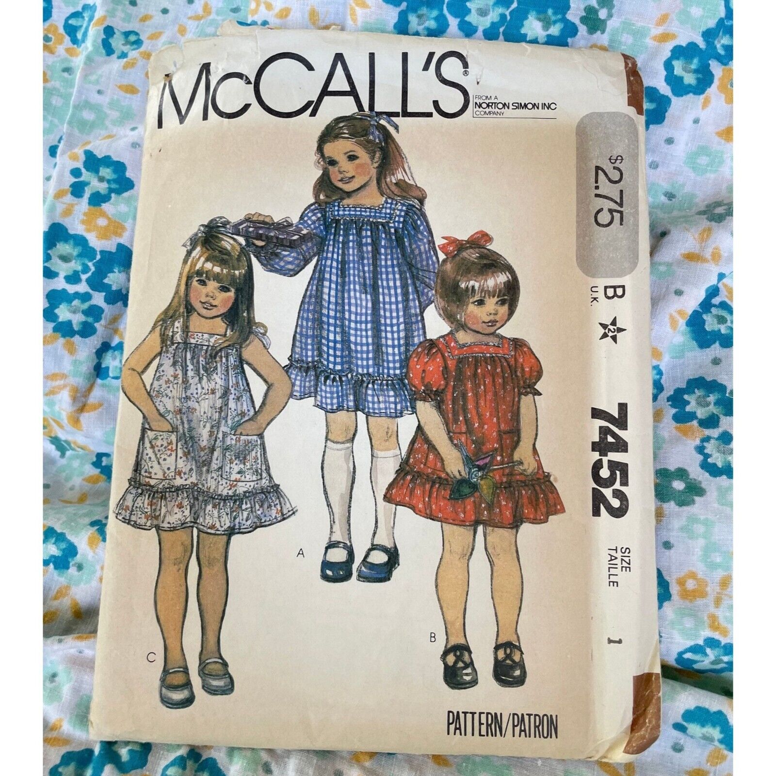 vintage 1981 sewing pattern, McCalls no 7452, dress, toddler, size 1, uncut