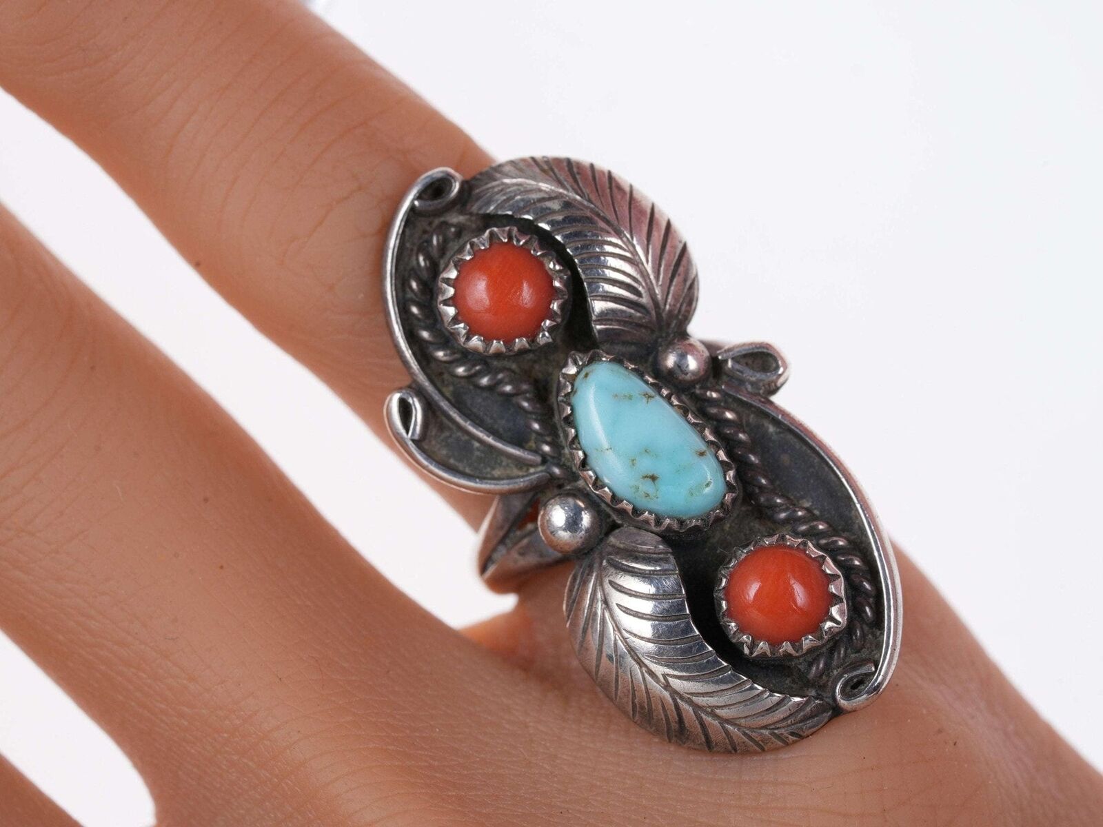sz5.5 Vintage Reeves Navajo Sterling coral and turquoise ring