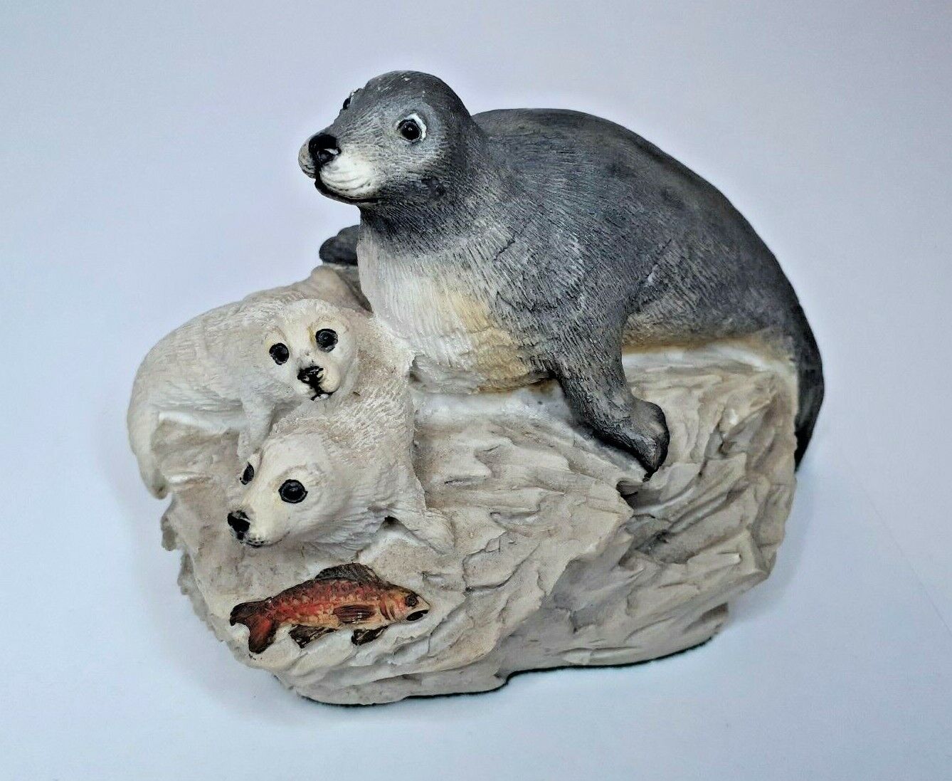 Robarts Limited Edition Seal And Pups Hand Painted Figurine 4611 Made In England