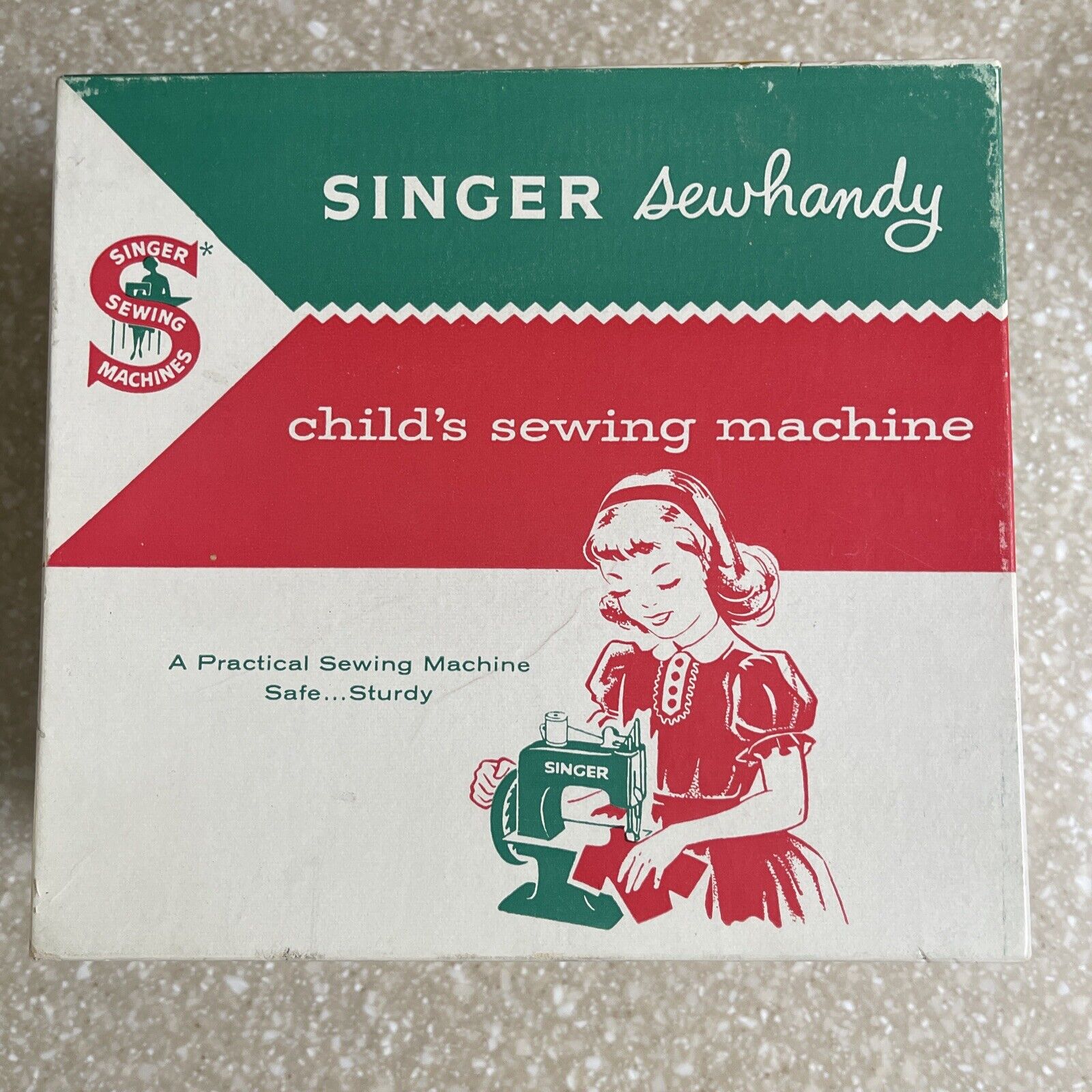 Singer Sew Handy Model 20 Child's Sewing Machine In Original Box