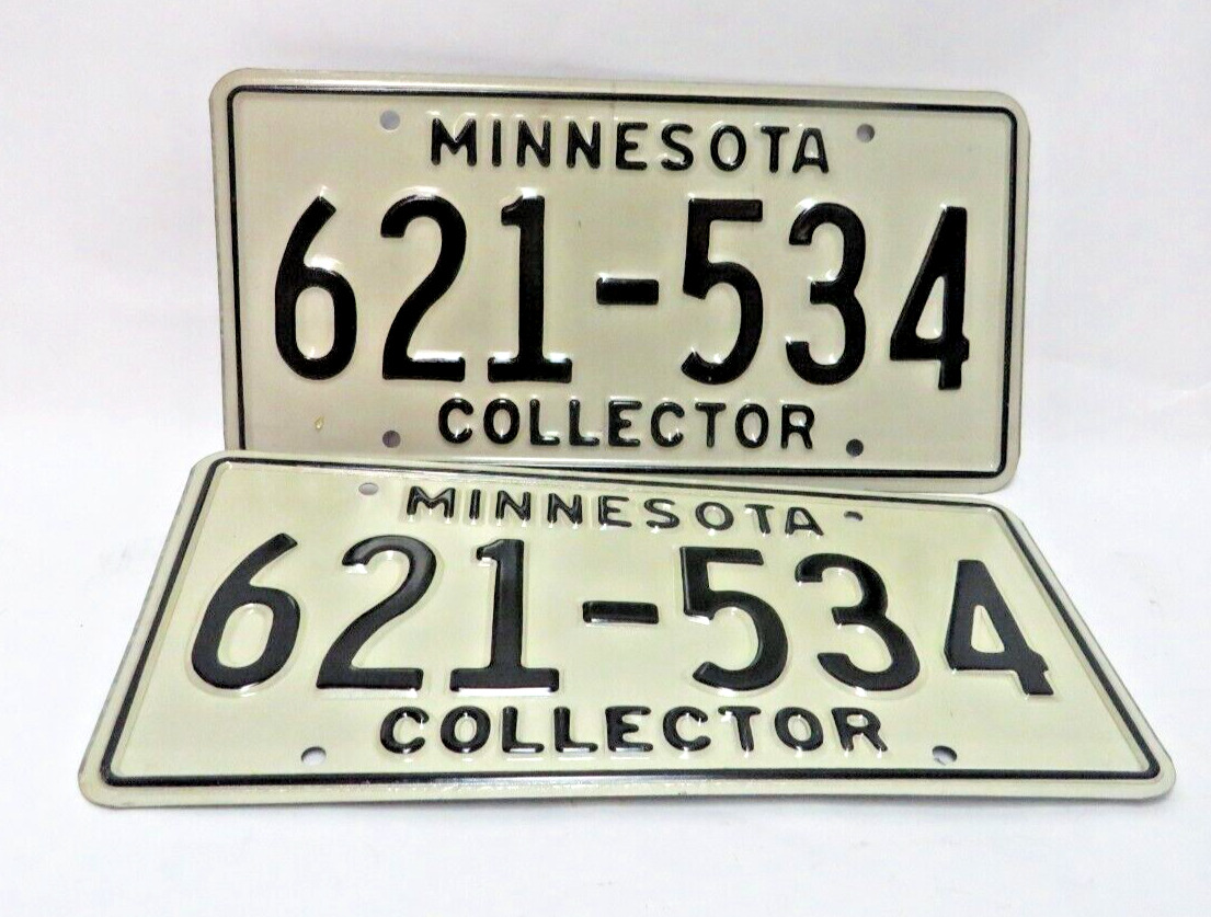 A Pair Minnesota Vintage Car Collector License Plates No. 621-534